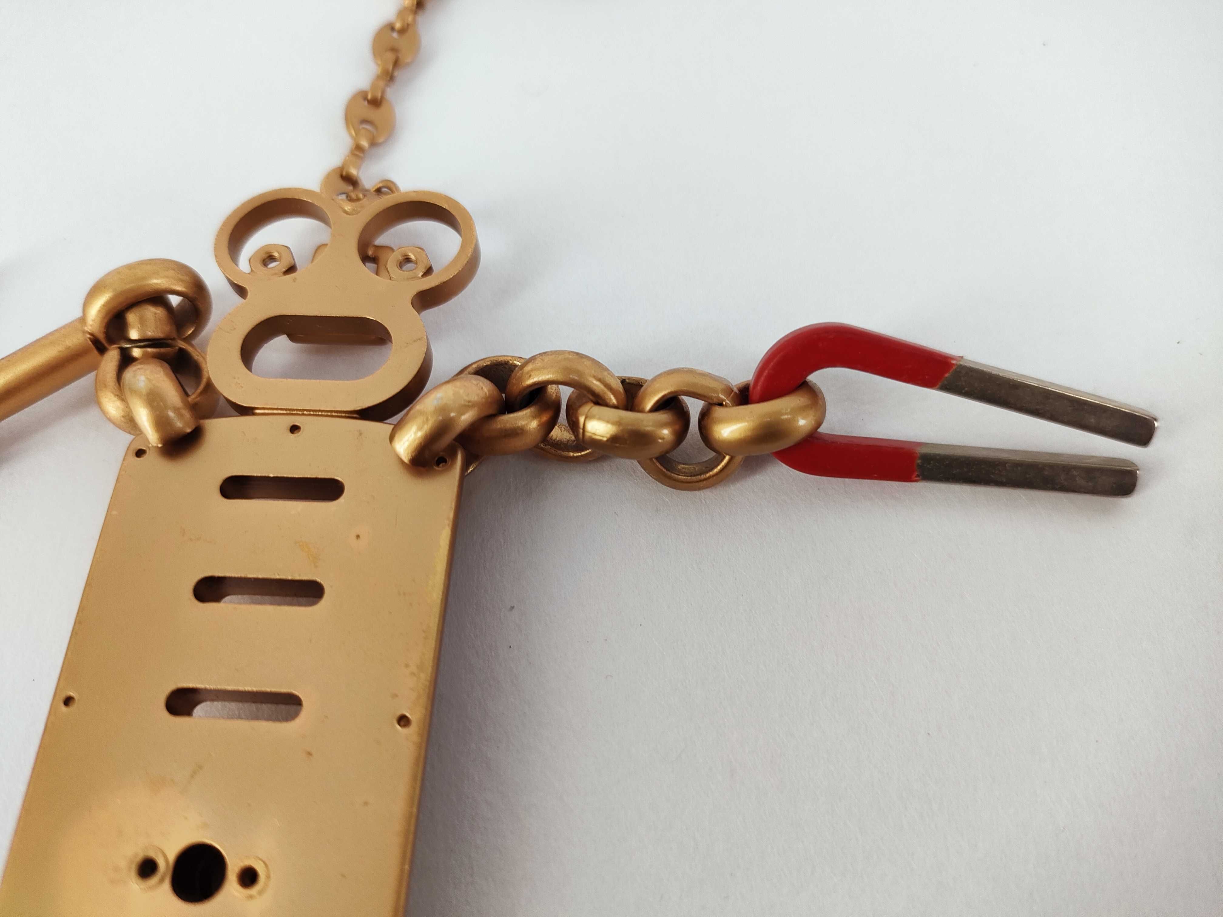 keychain key case/keychain — view 7