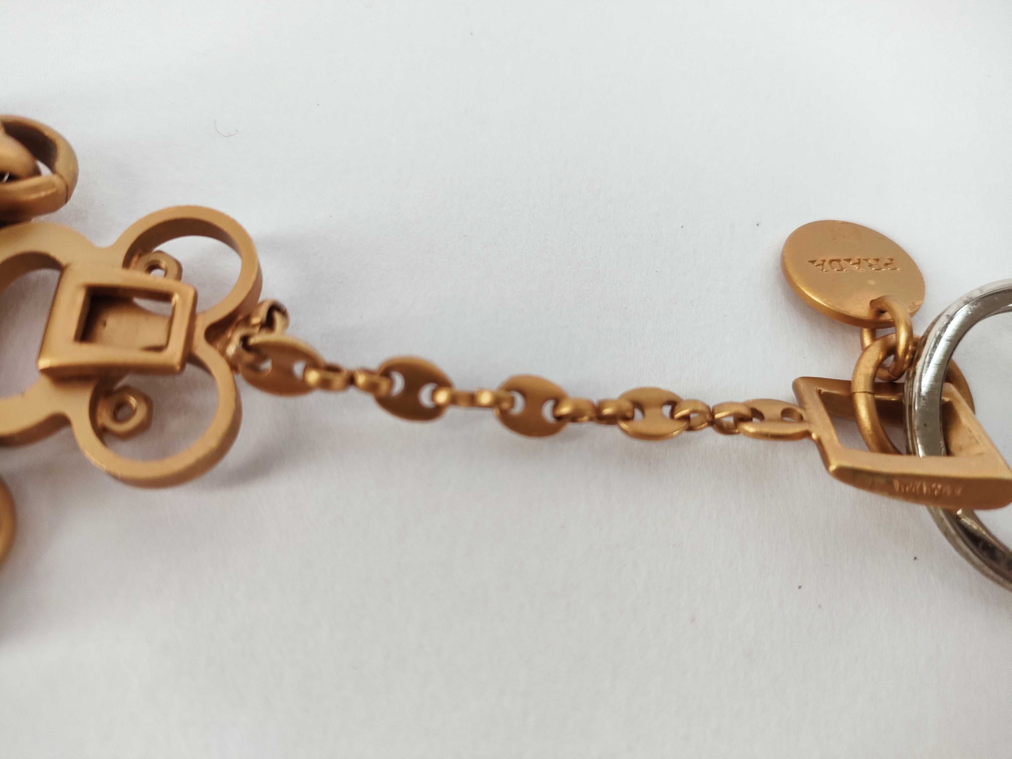 keychain key case/keychain — view 10