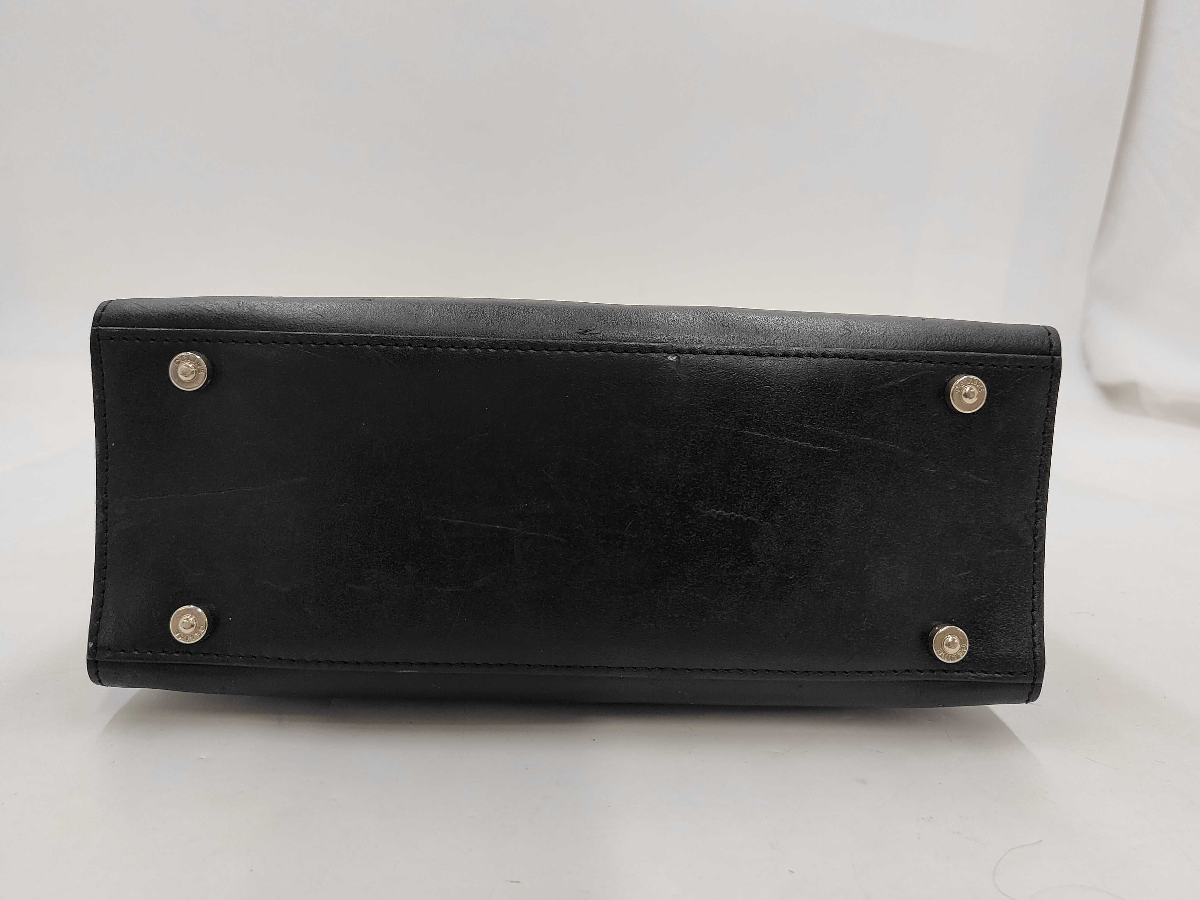 handbag — view 3