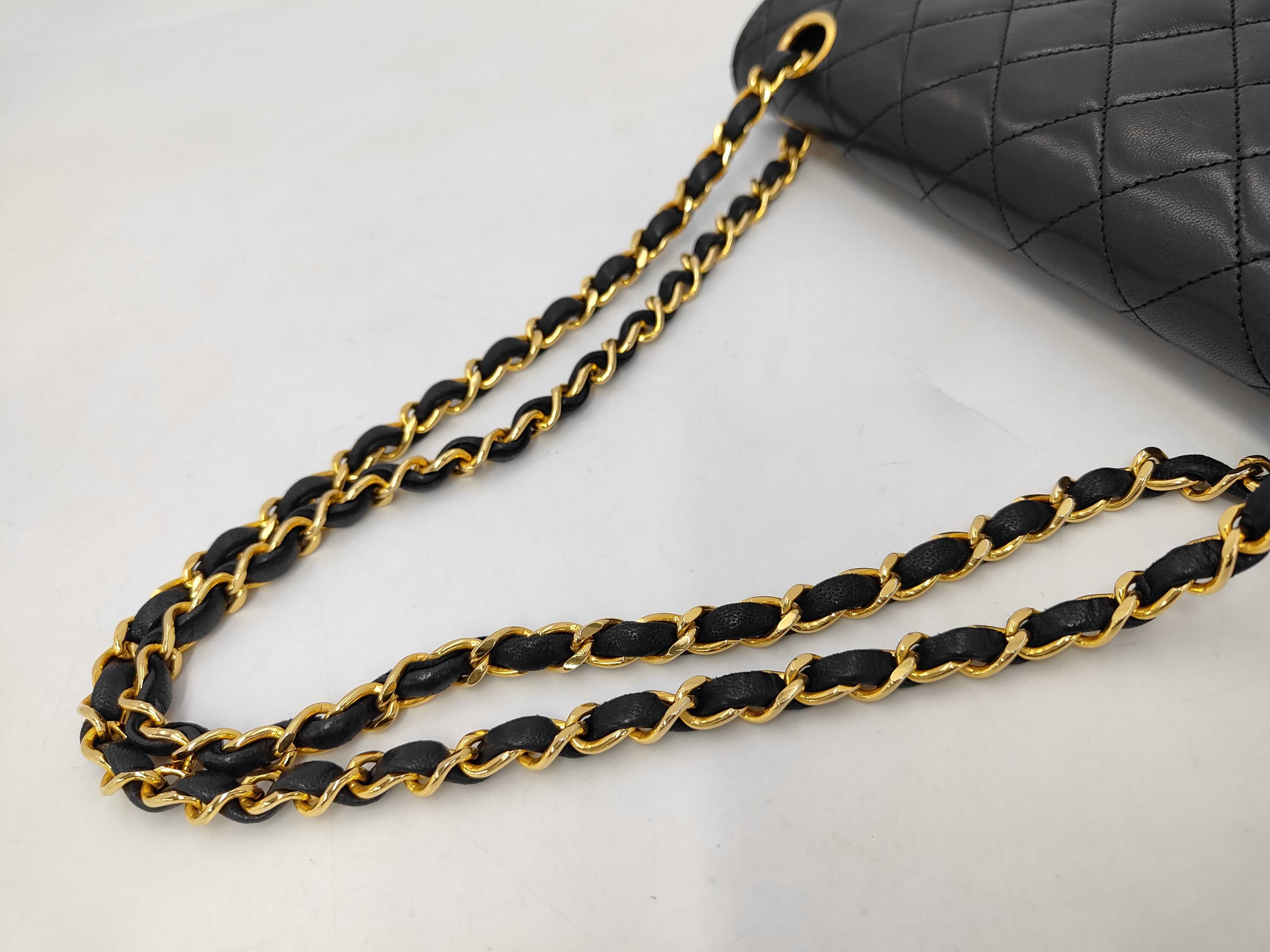 Matelassé Double Flap 25 Black Shoulder Bag — view 3