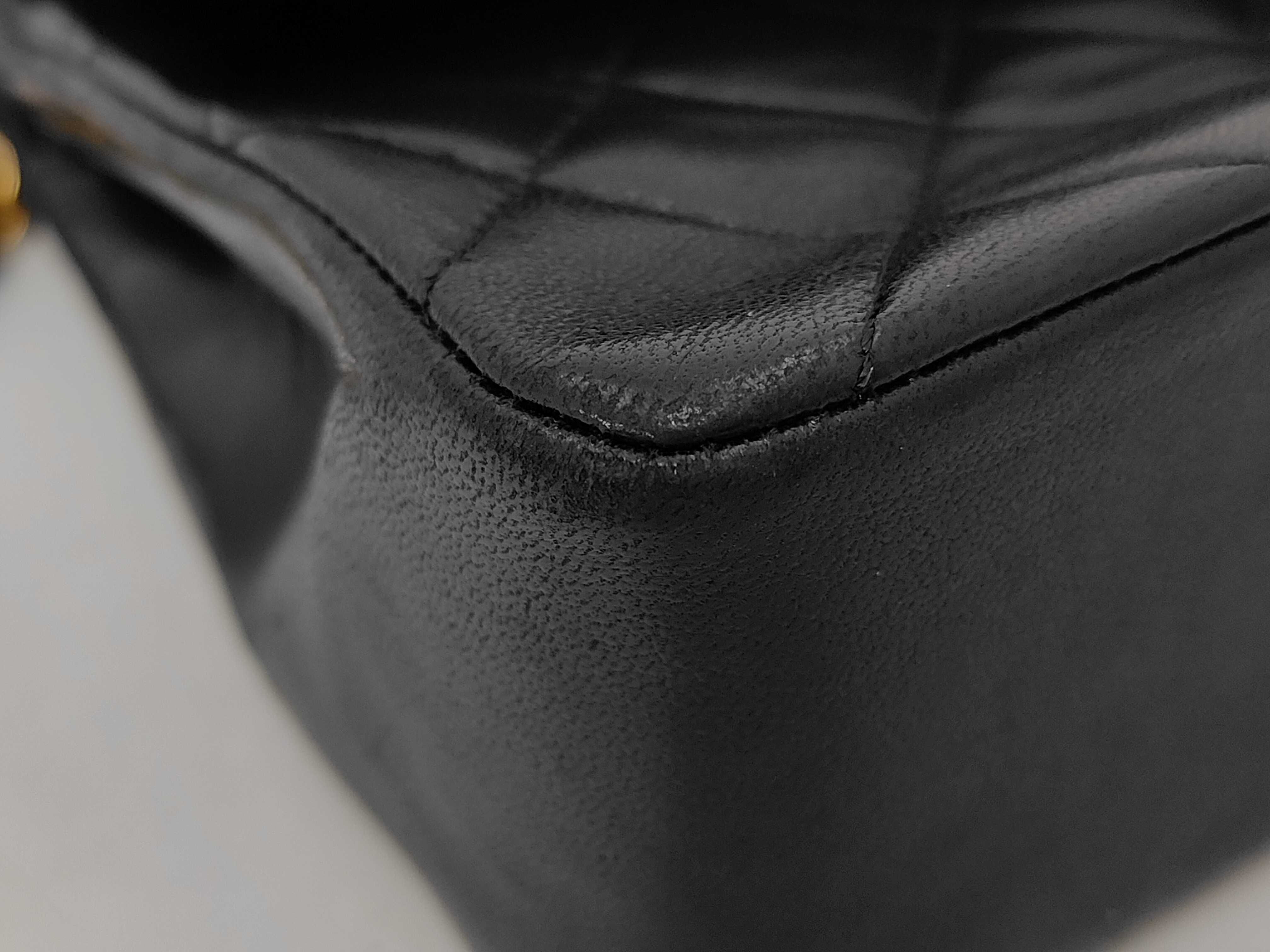 Matelassé Double Flap 25 Black Shoulder Bag — view 7