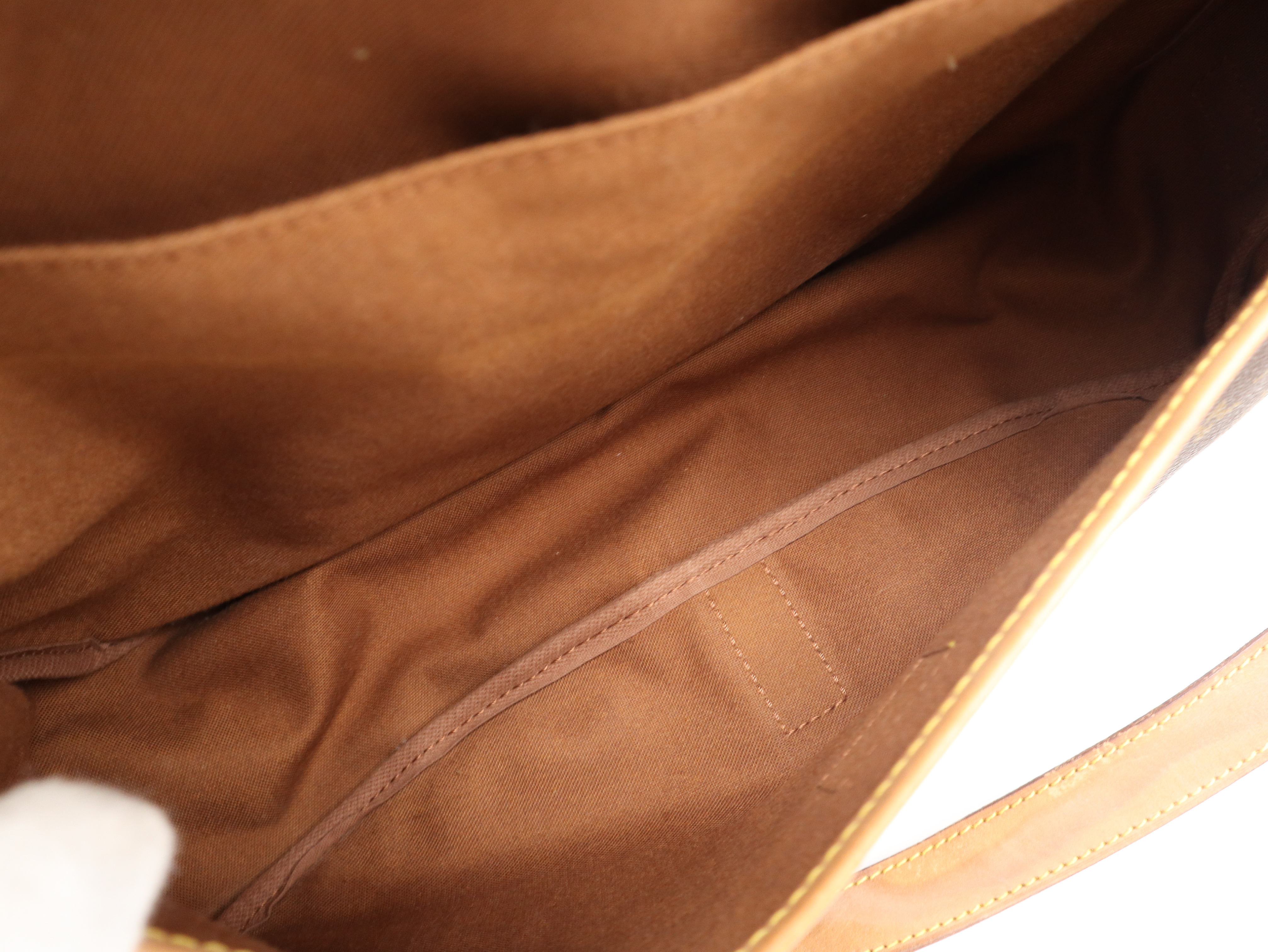 M42254 Monogram Saumur 35 Shoulder Bag — view 11