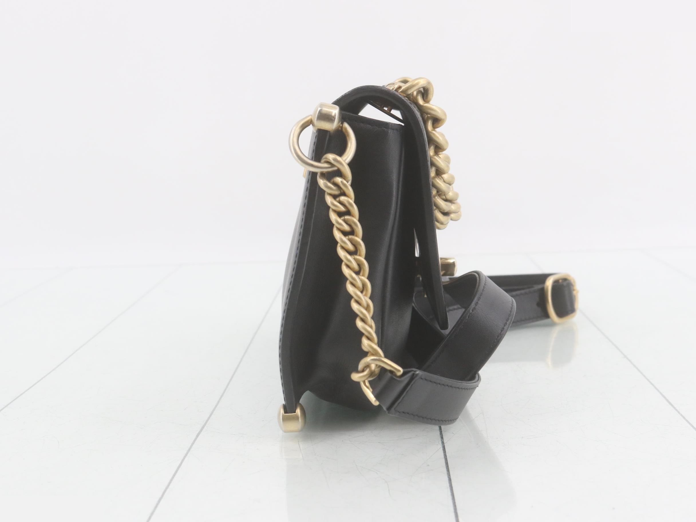 Matelassé Leather 2-Way Chain Handbag — view 4