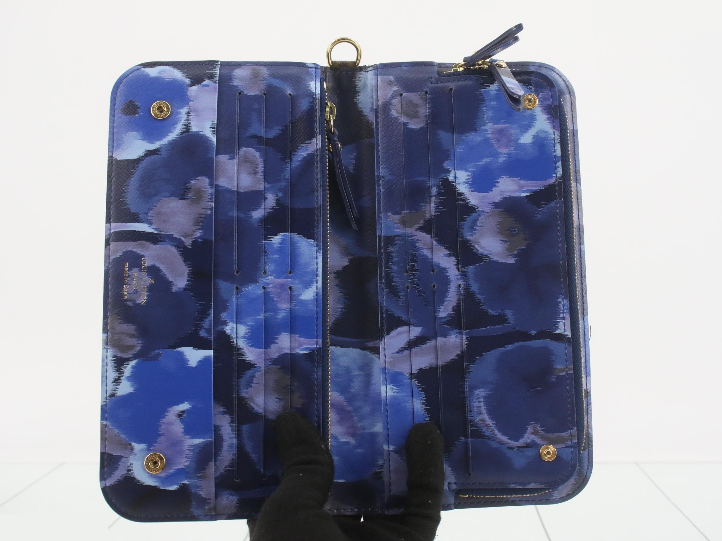 Ikat Flower Portefeuille Insolite Grand Blue Bi-fold Long Wallet — view 4
