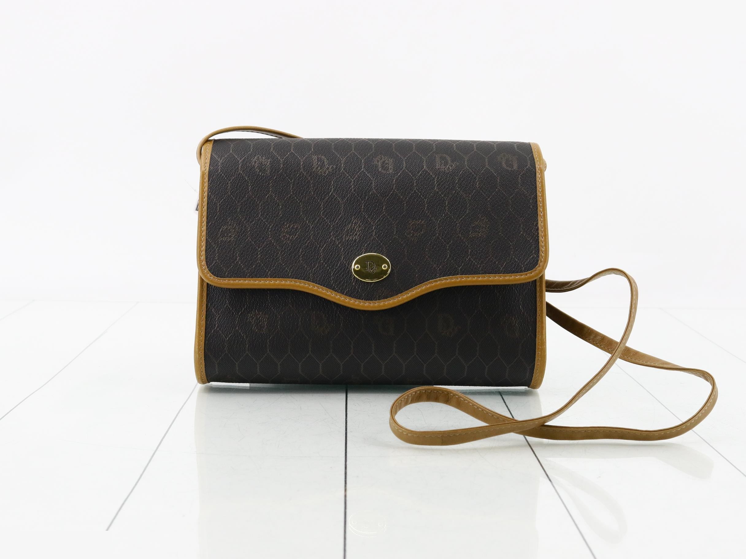 Honeycomb PVC Shoulder Bag