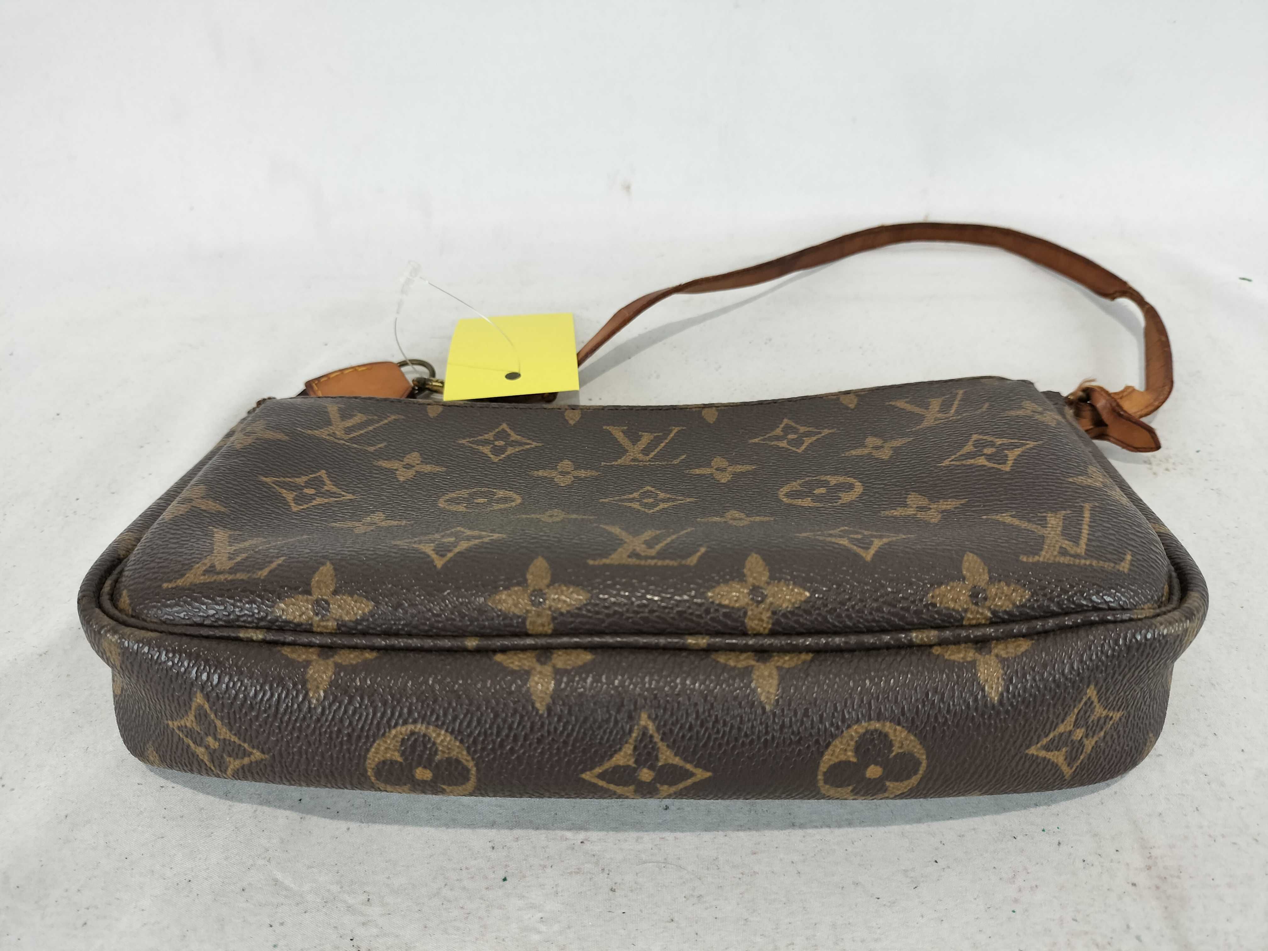 Monogram Accessoires Pouch TH0915 Handbag — view 7