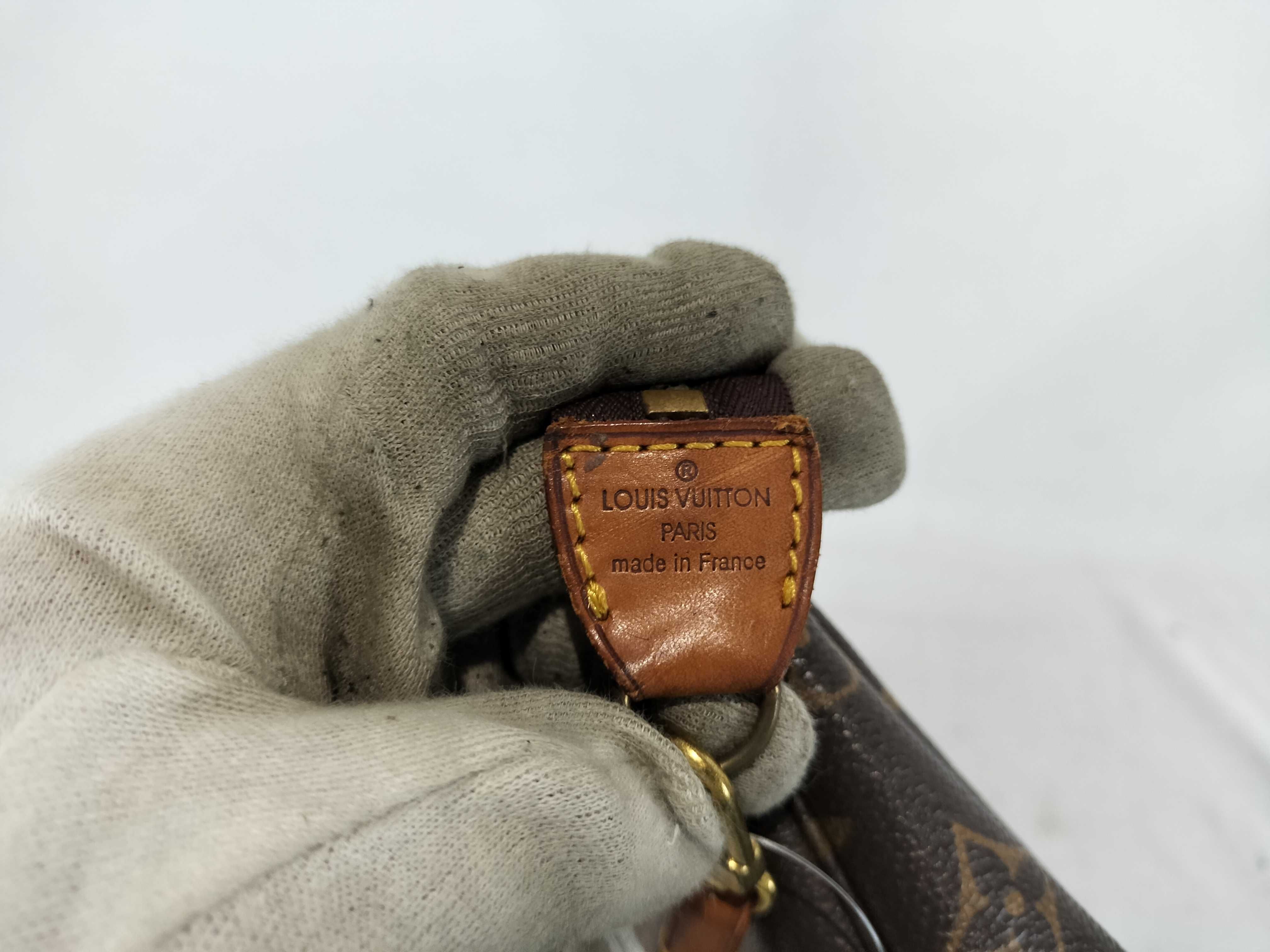 Monogram Accessoires Pouch TH0915 Handbag — view 9