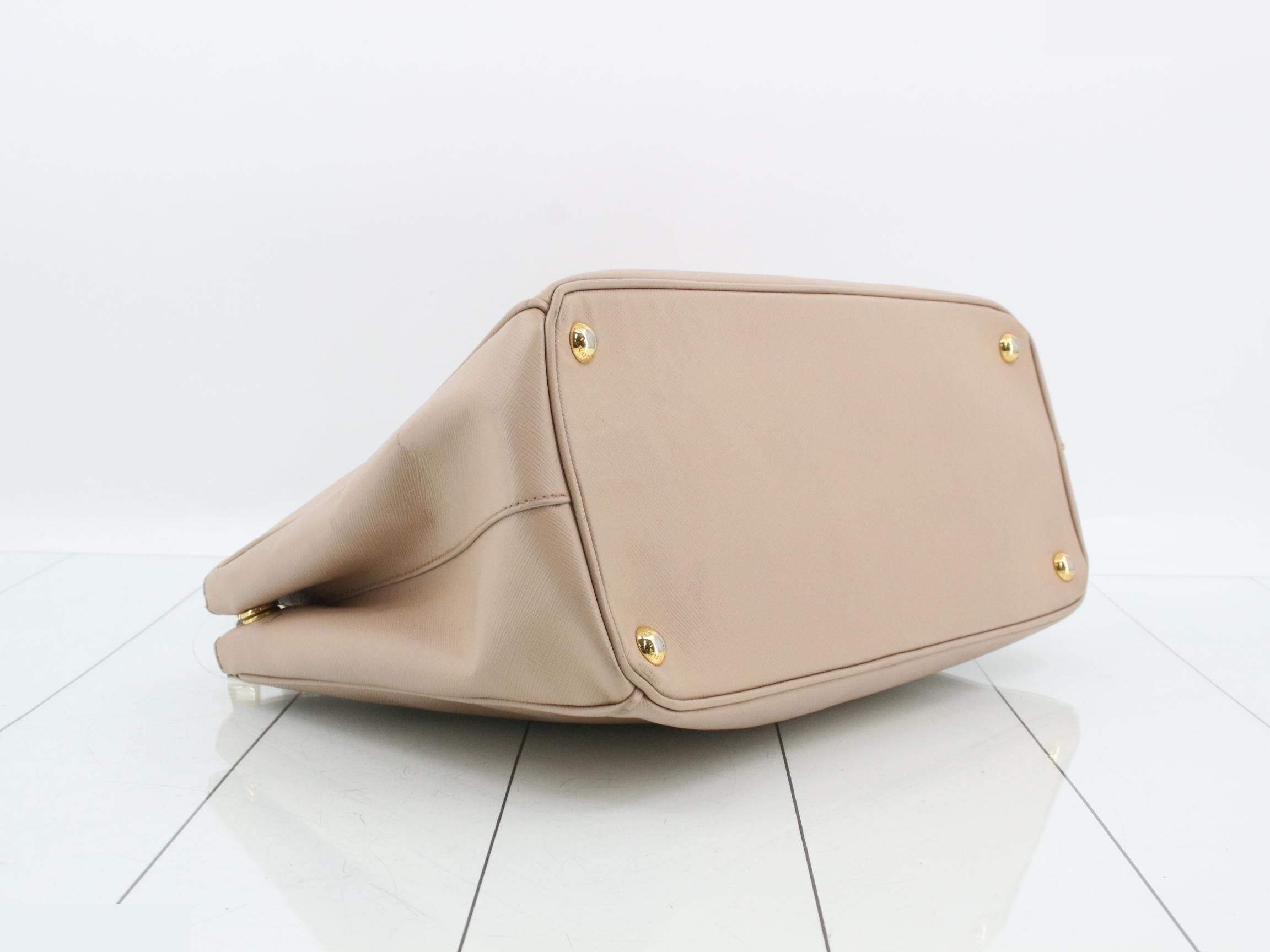 handbag — view 5