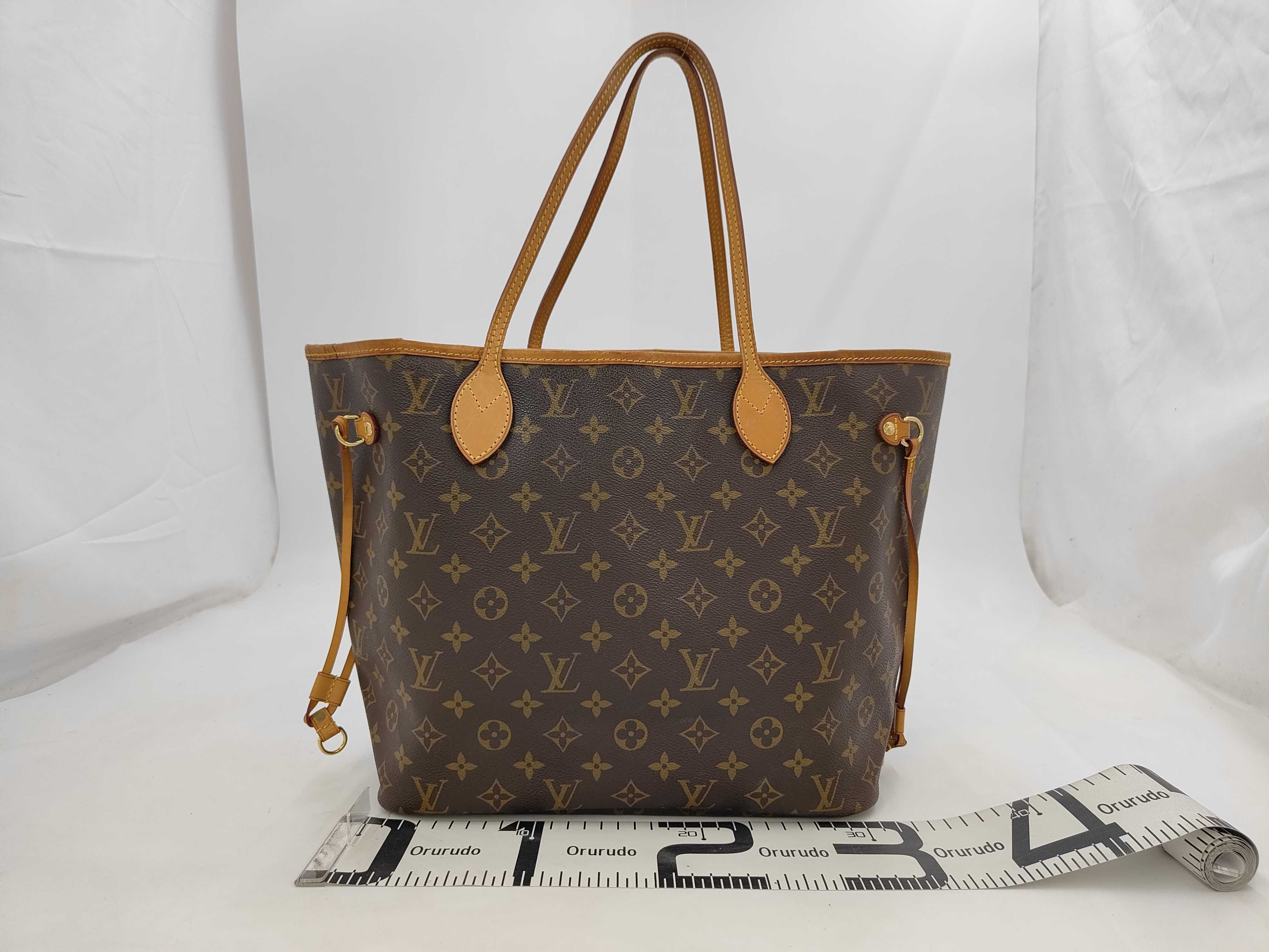 Monogram Neverfull MM Tote Bag — view 2
