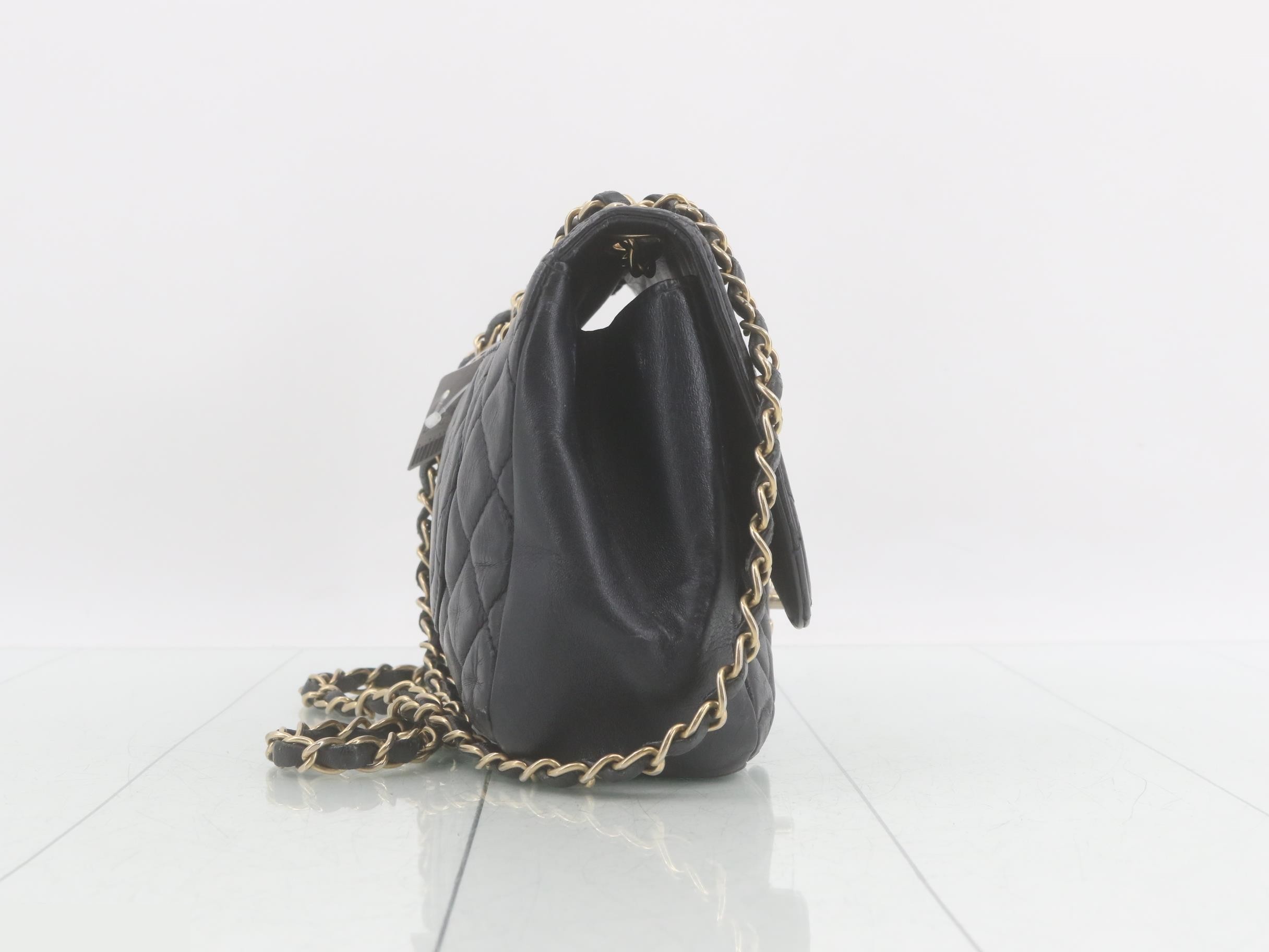 Matelassé (bag) - Shoulder bag — view 4