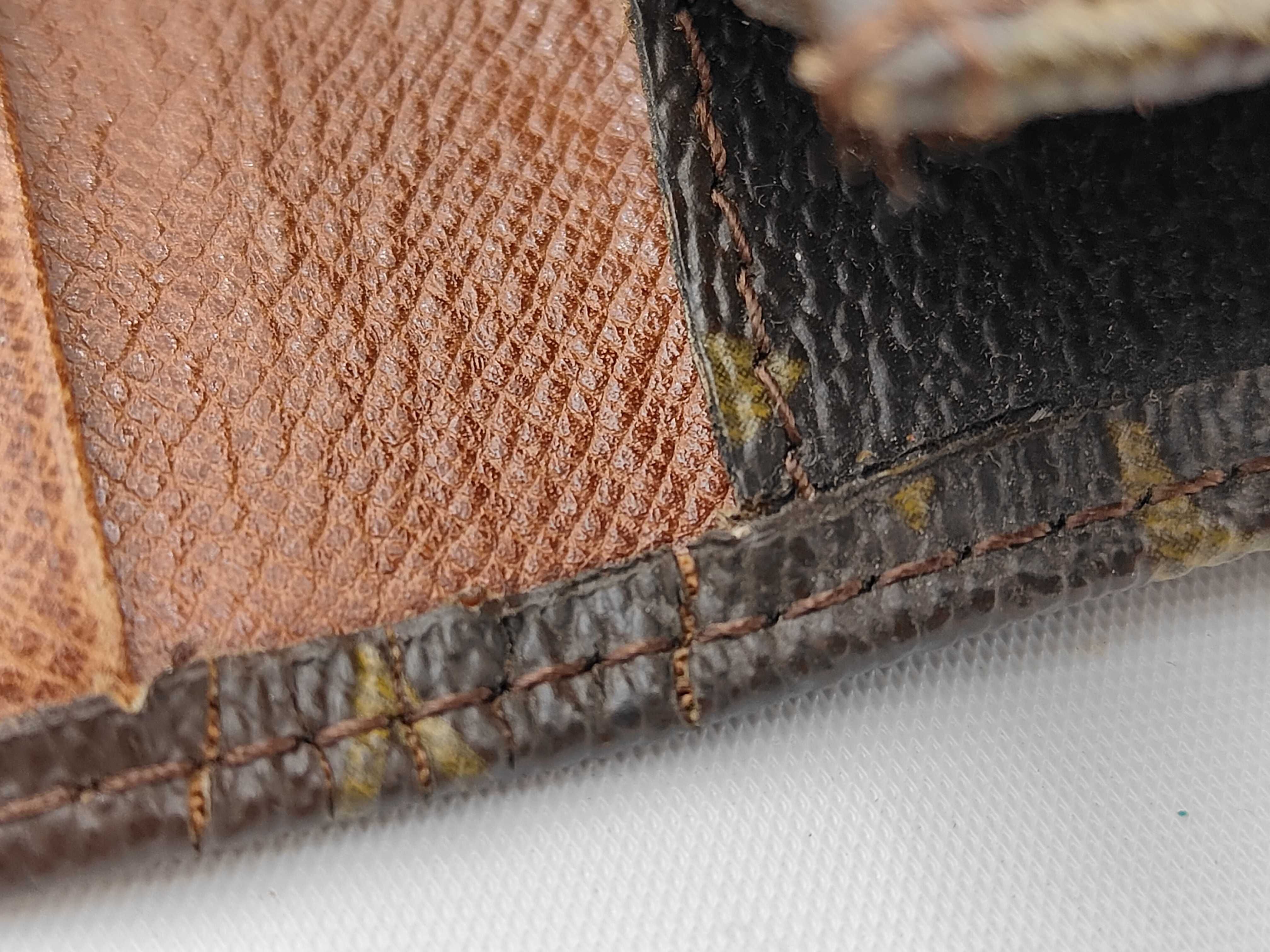 Monogram Louis Vuitton Pochette Rabba 17 Pouch Monogram M51938 Pouch — view 5
