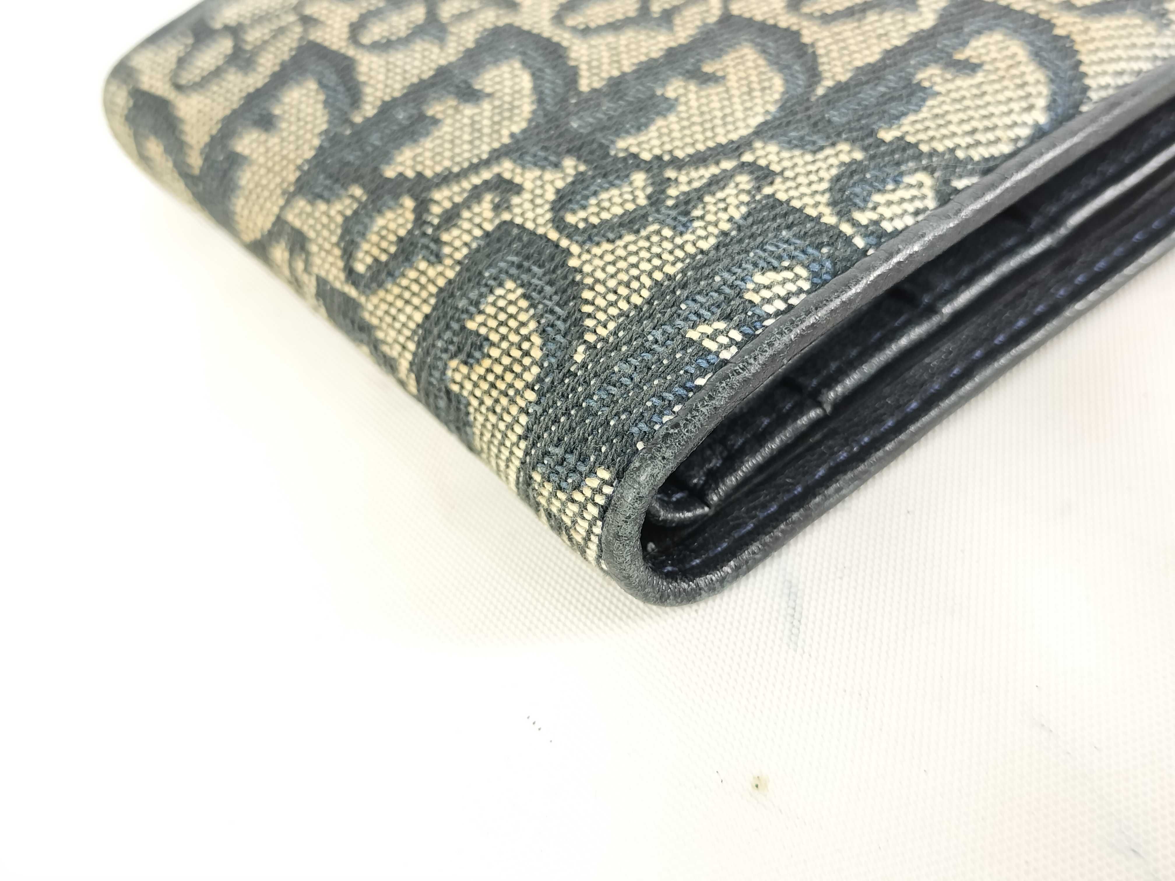 Trotter folding wallet — view 2