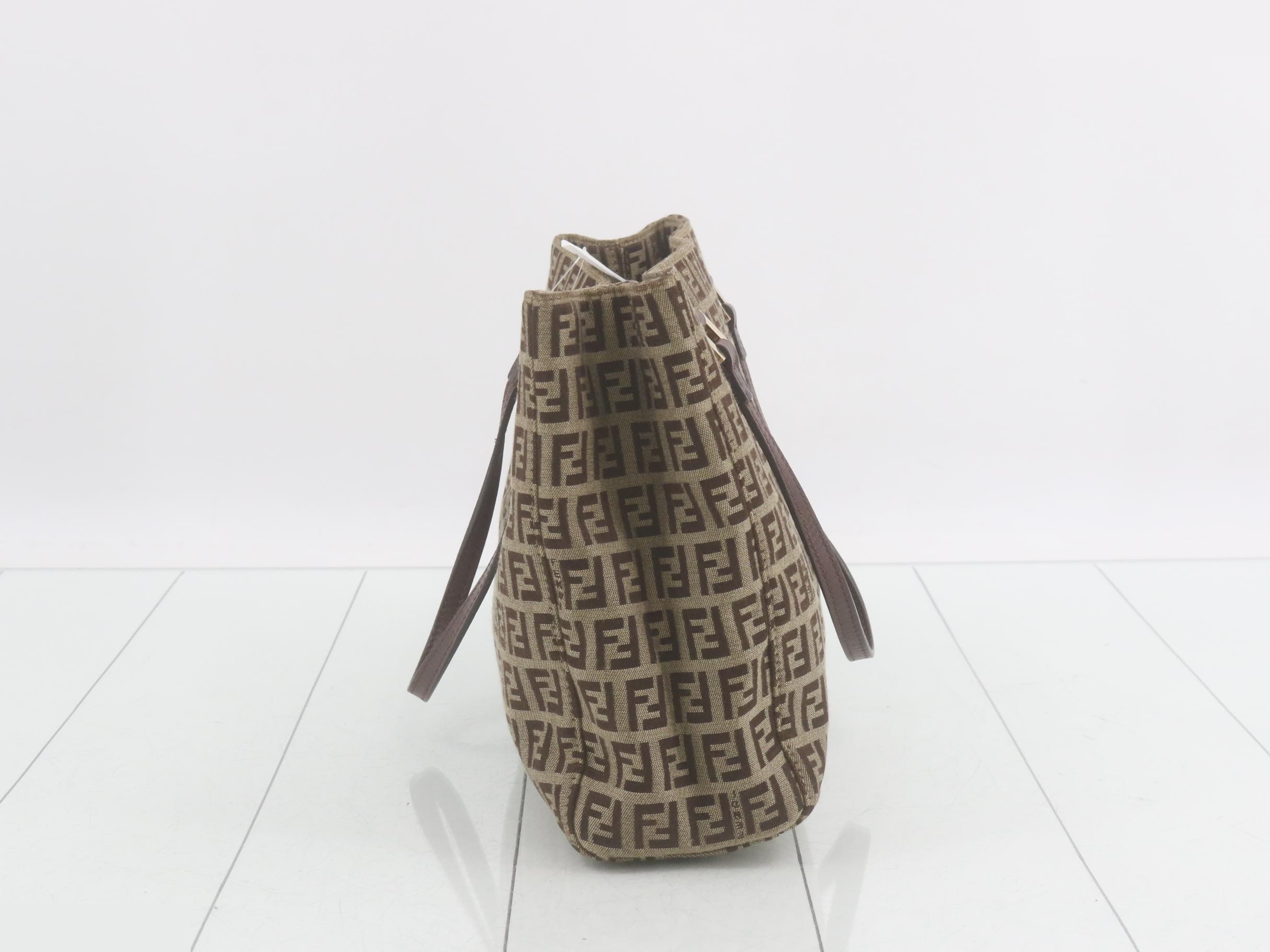 Zucchino Tote Bag — view 3