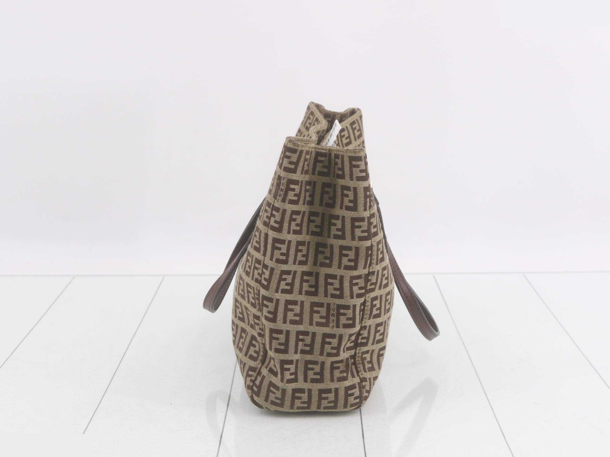 Zucchino Tote Bag — view 4