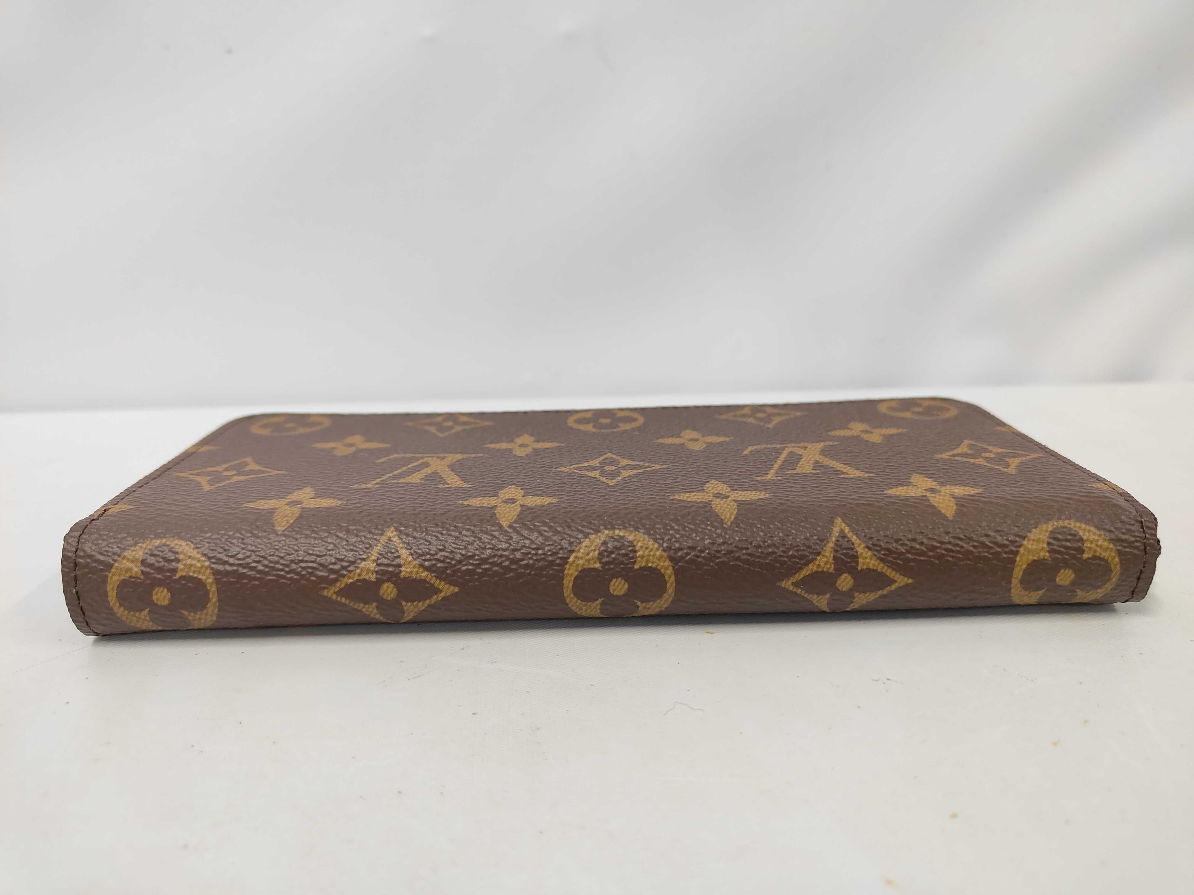 Monogram M60742 Portefeuille Clemence Fuchsia Wallet — view 4
