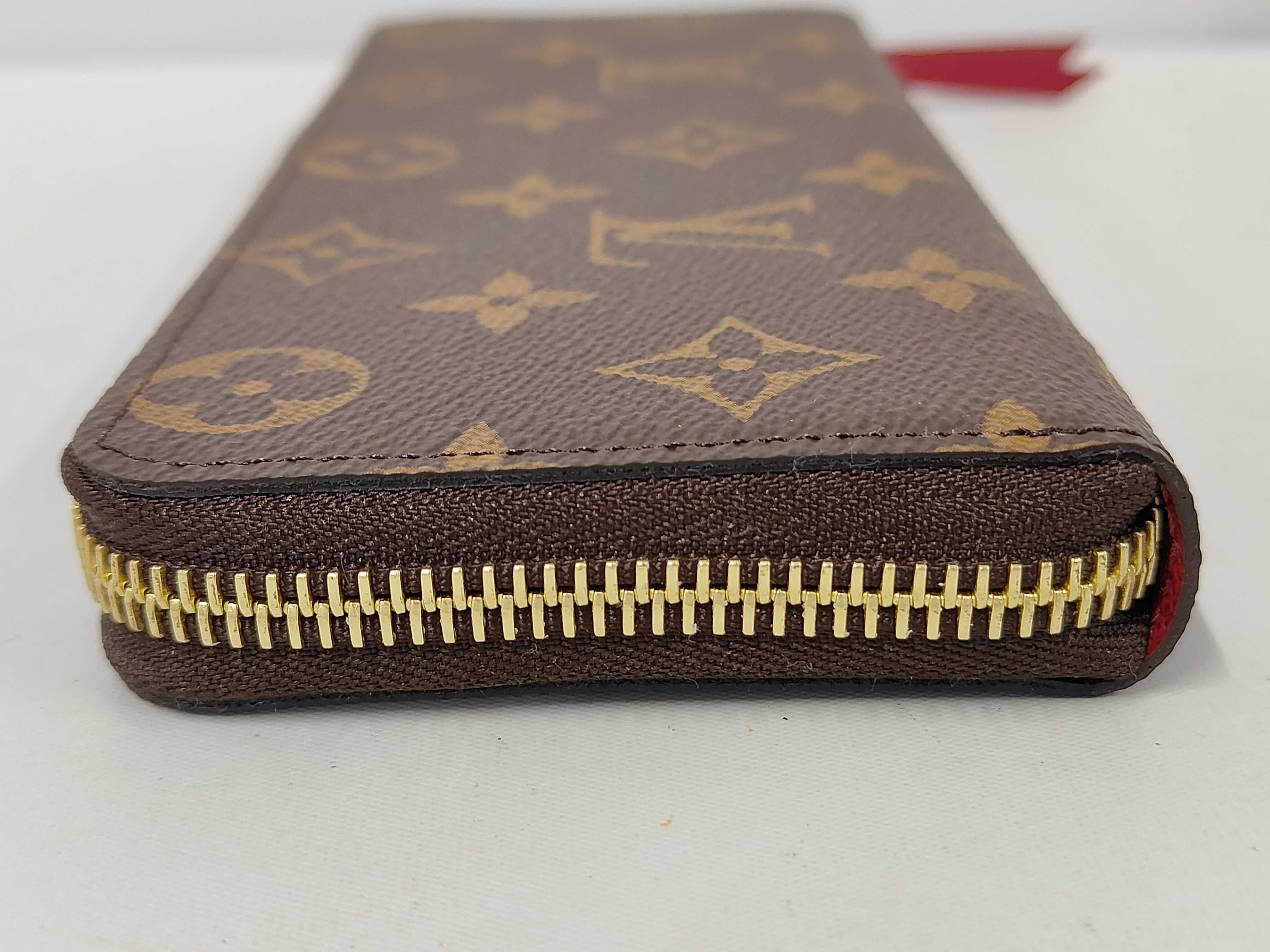 Monogram M60742 Portefeuille Clemence Fuchsia Wallet — view 5
