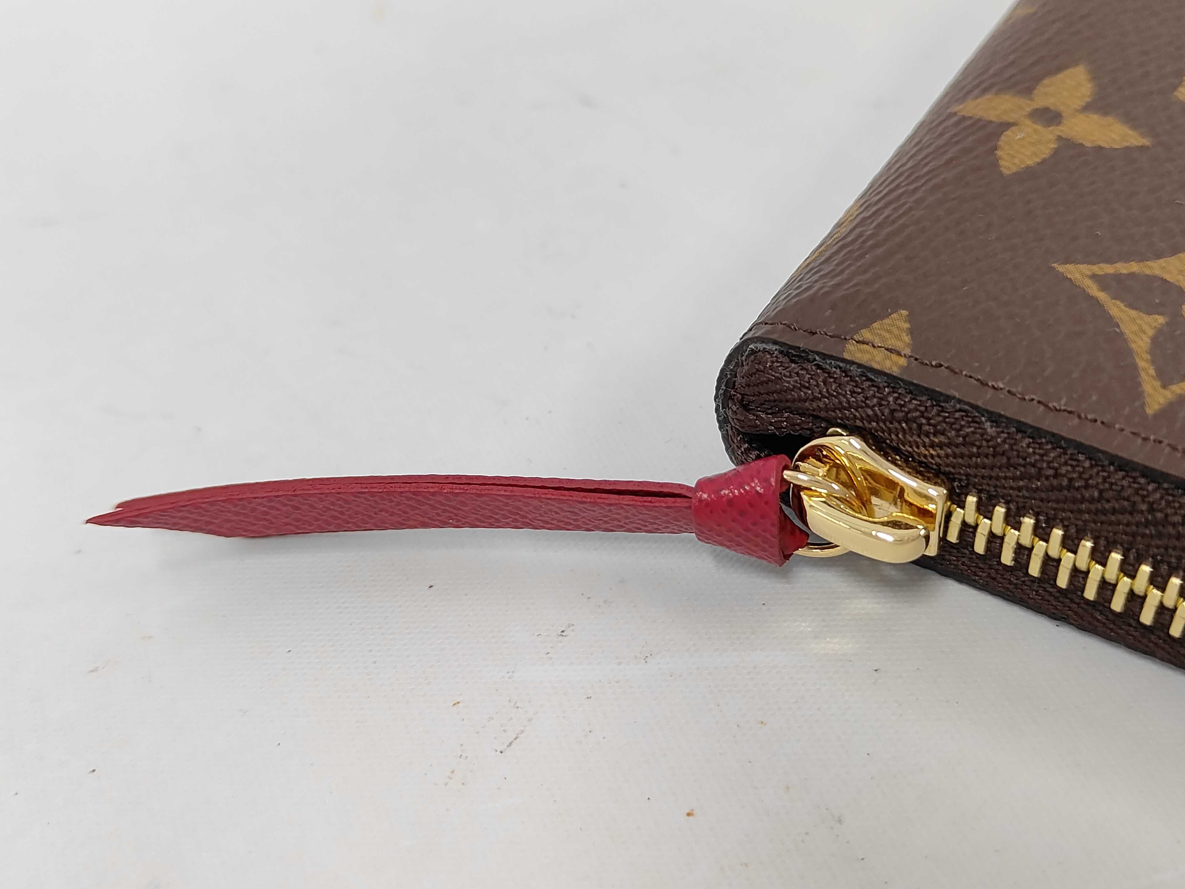 Monogram M60742 Portefeuille Clemence Fuchsia Wallet — view 7