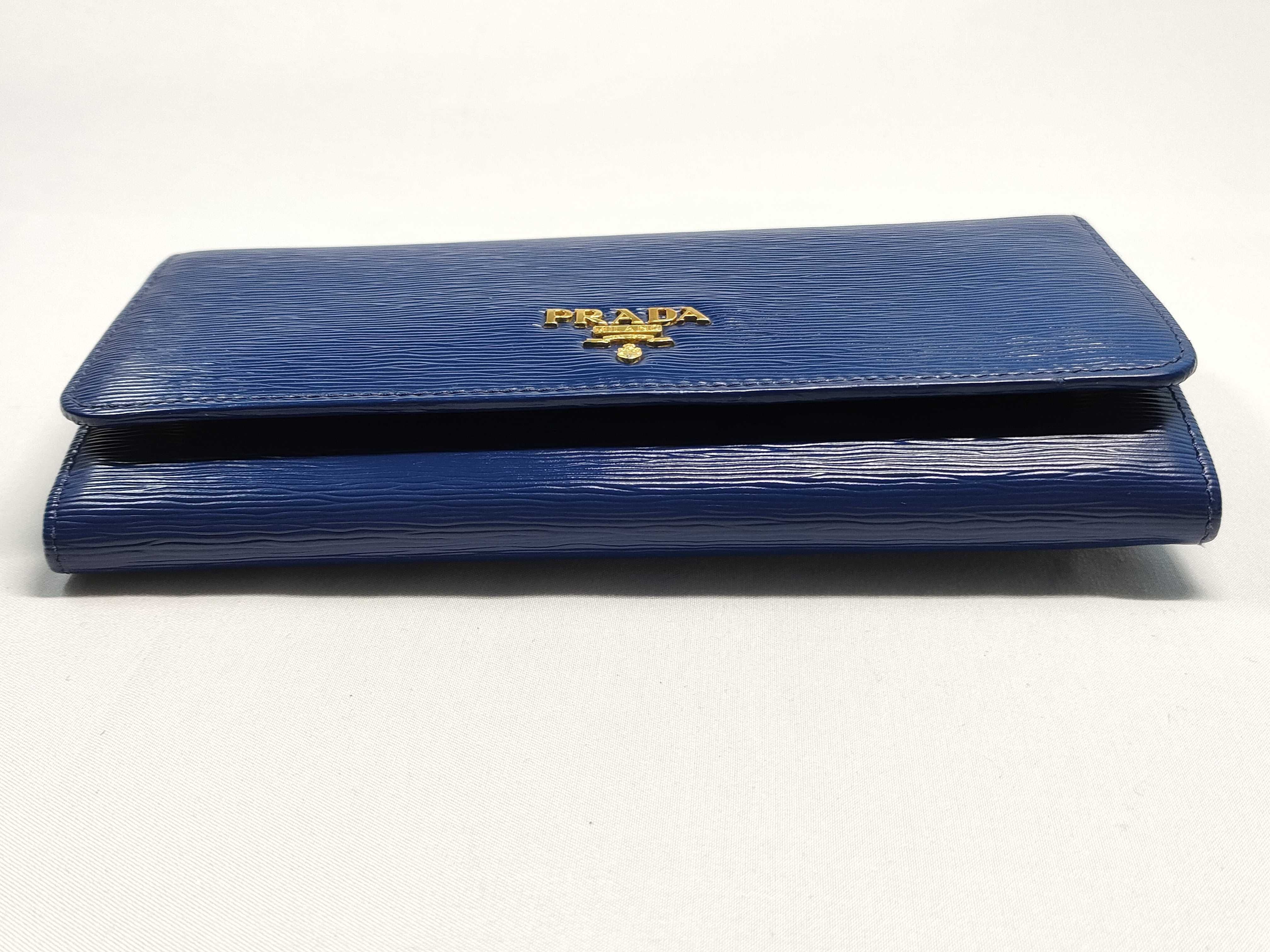 Blue Saffiano Gold Lettering Logo Long Wallet 1MH132 Wallet — view 4