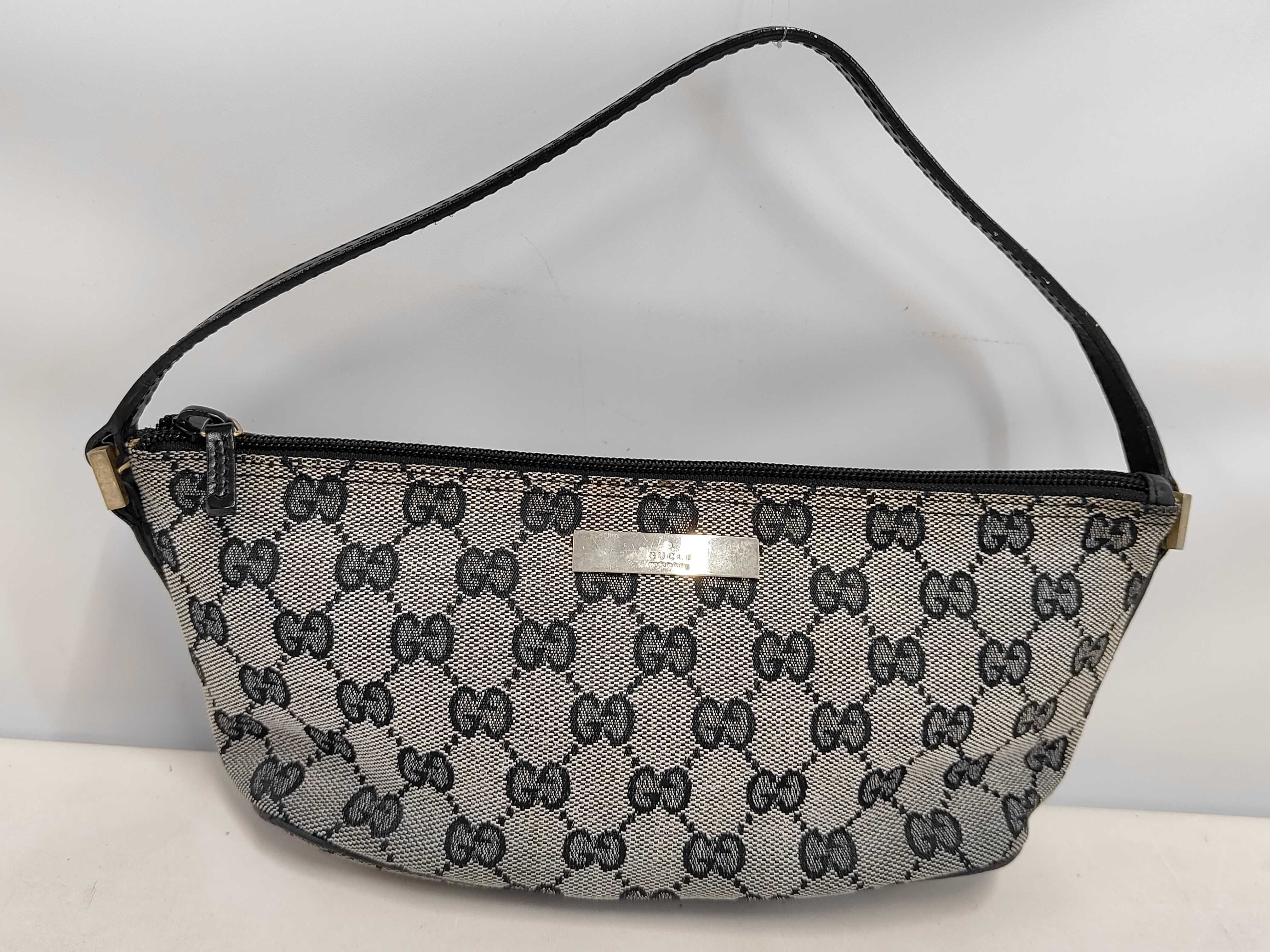 GG Canvas 039・1104 Accessory Pouch Handbag