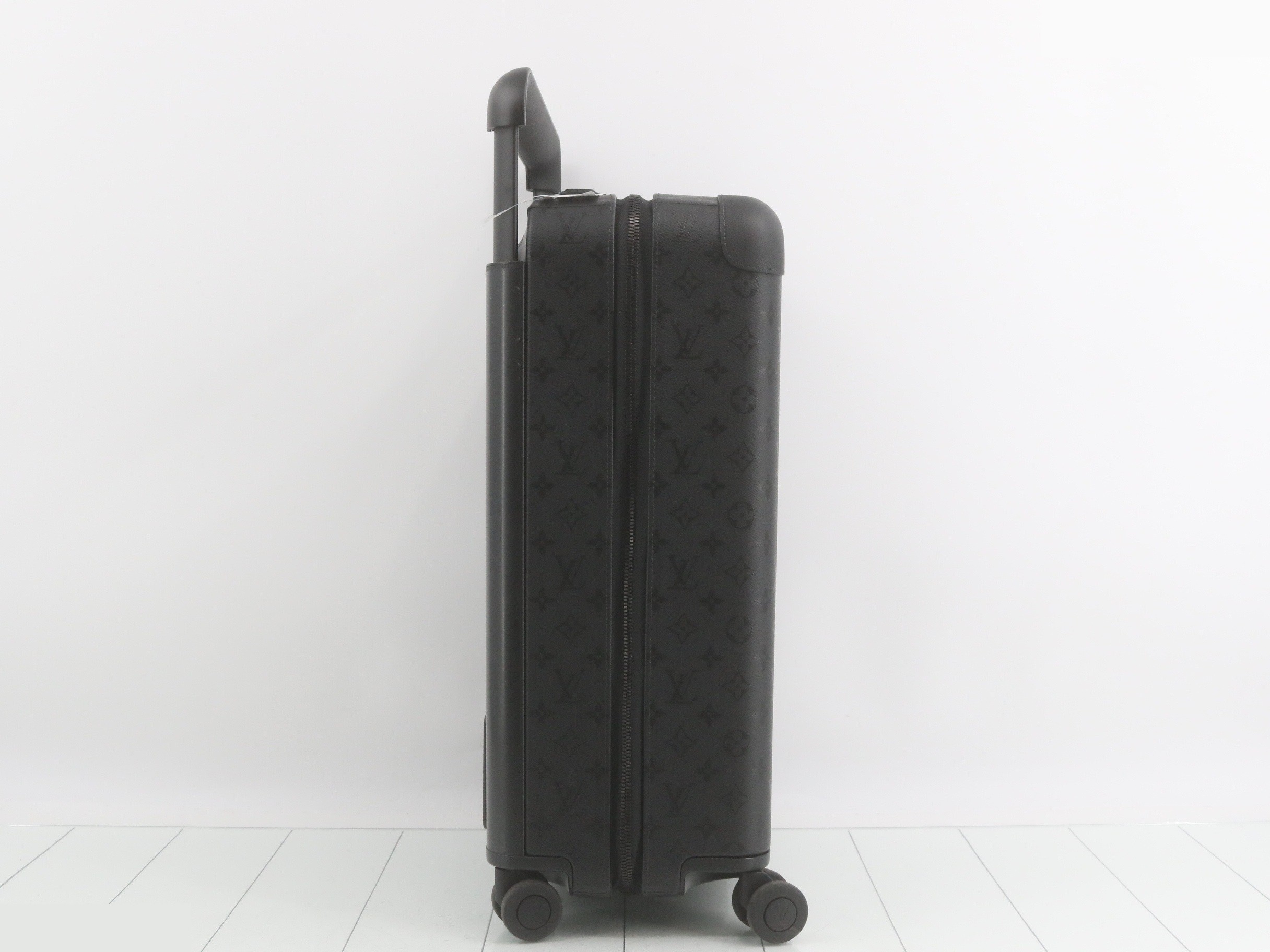Monogram Midnight Horizon 55 — view 4