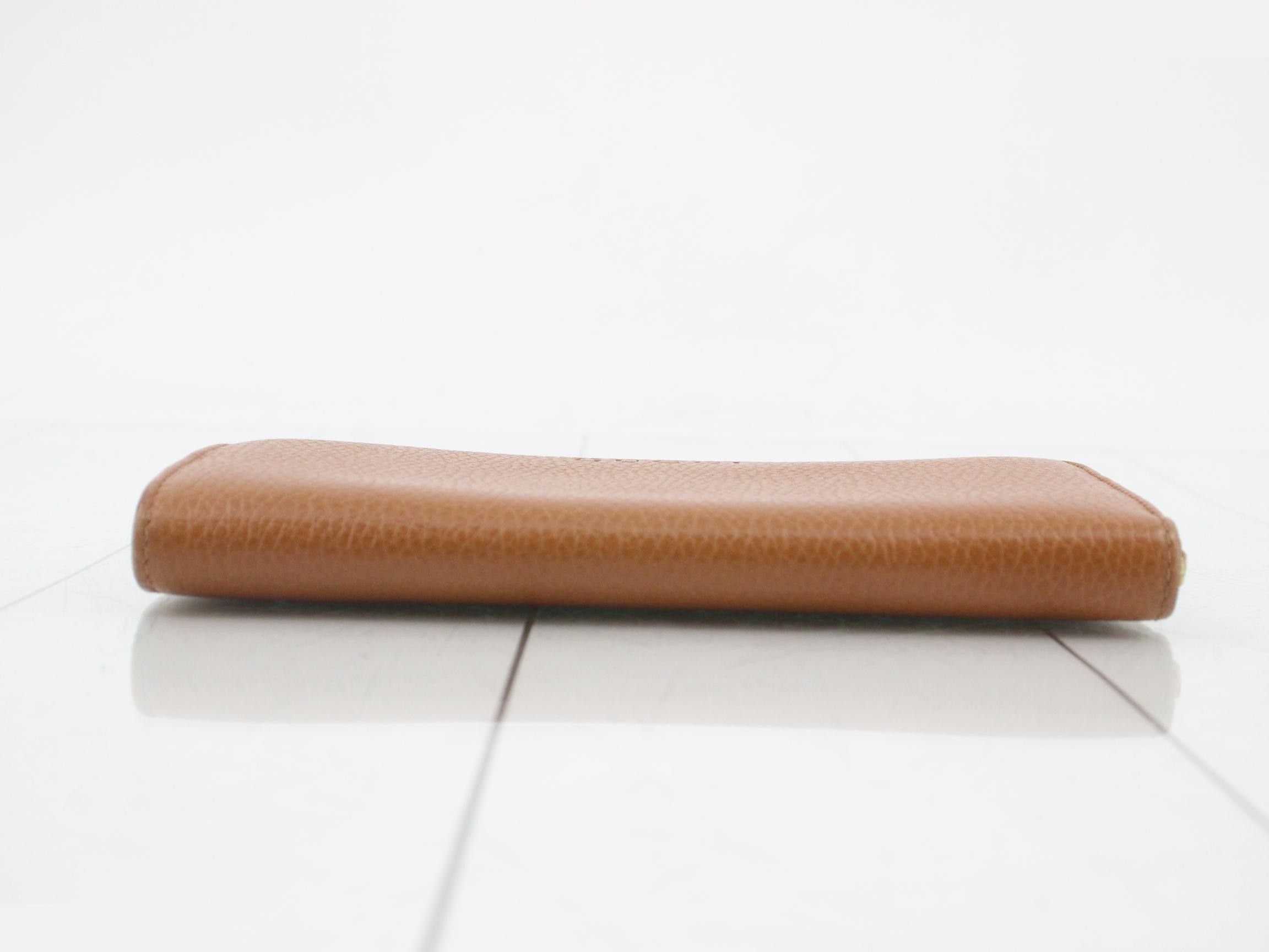 leather — view 3