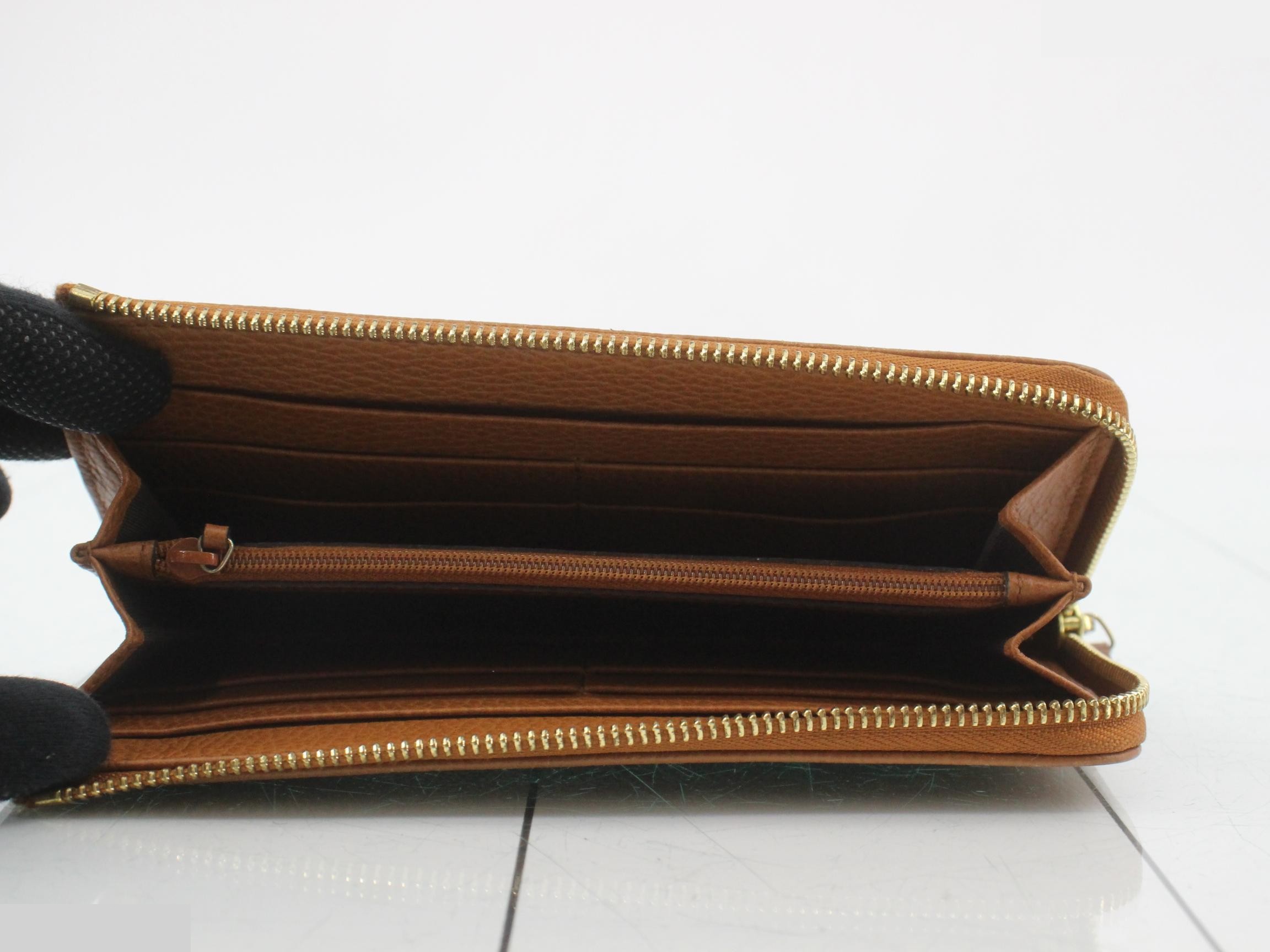 leather — view 4