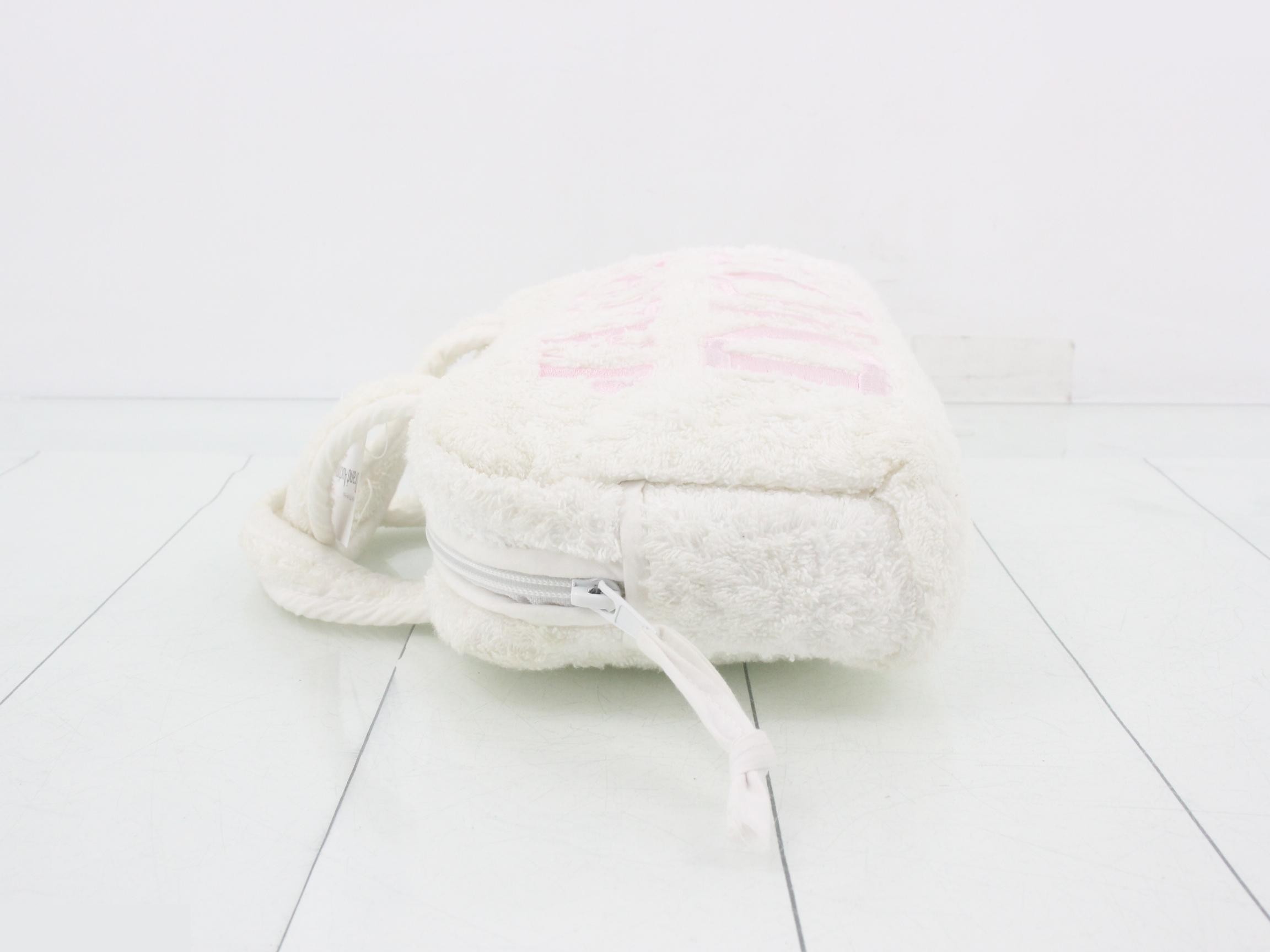 Other lines: Bags & Handbags, Terrycloth, White, Pink — view 4