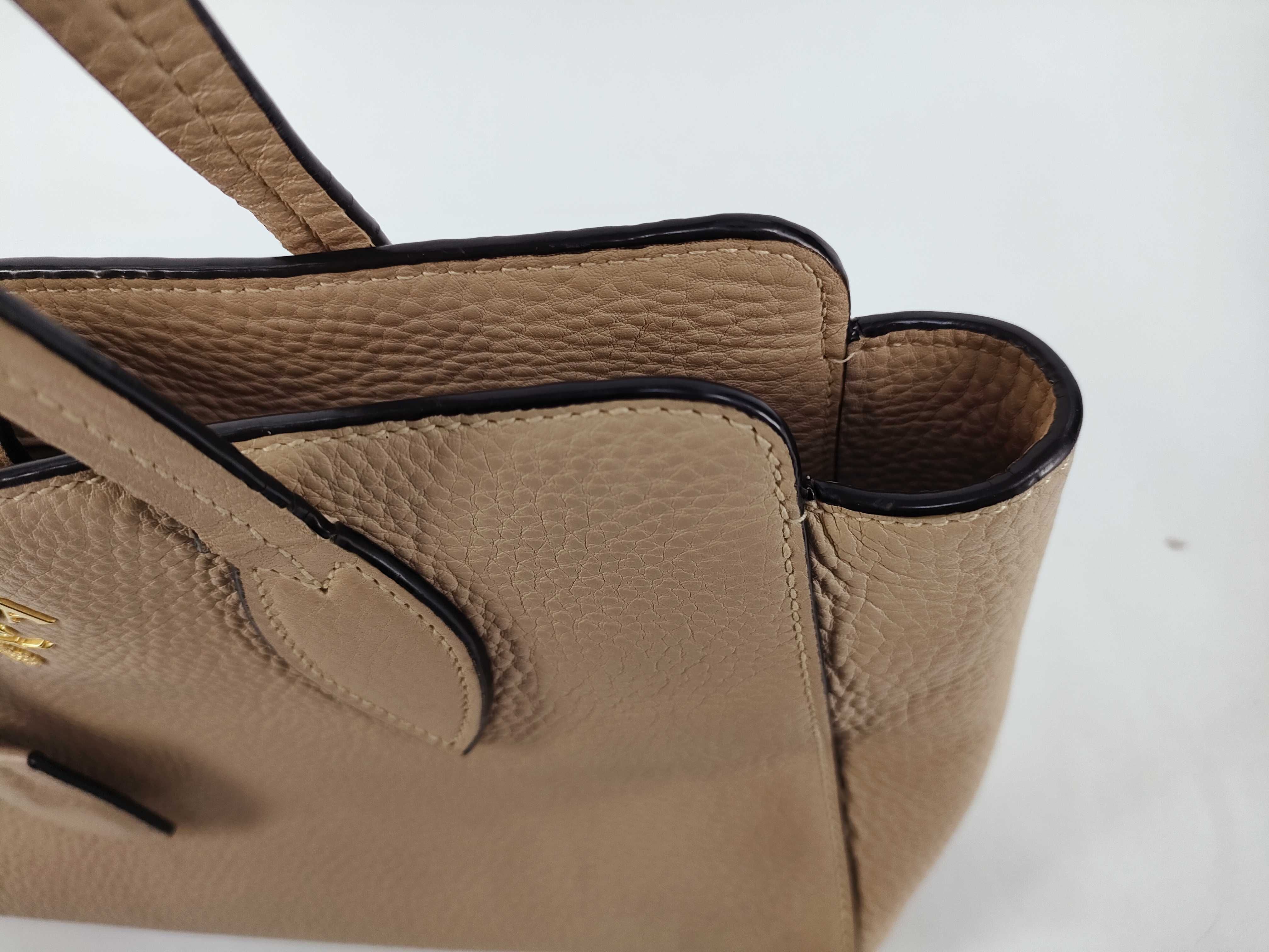 Vitello handbag — view 9