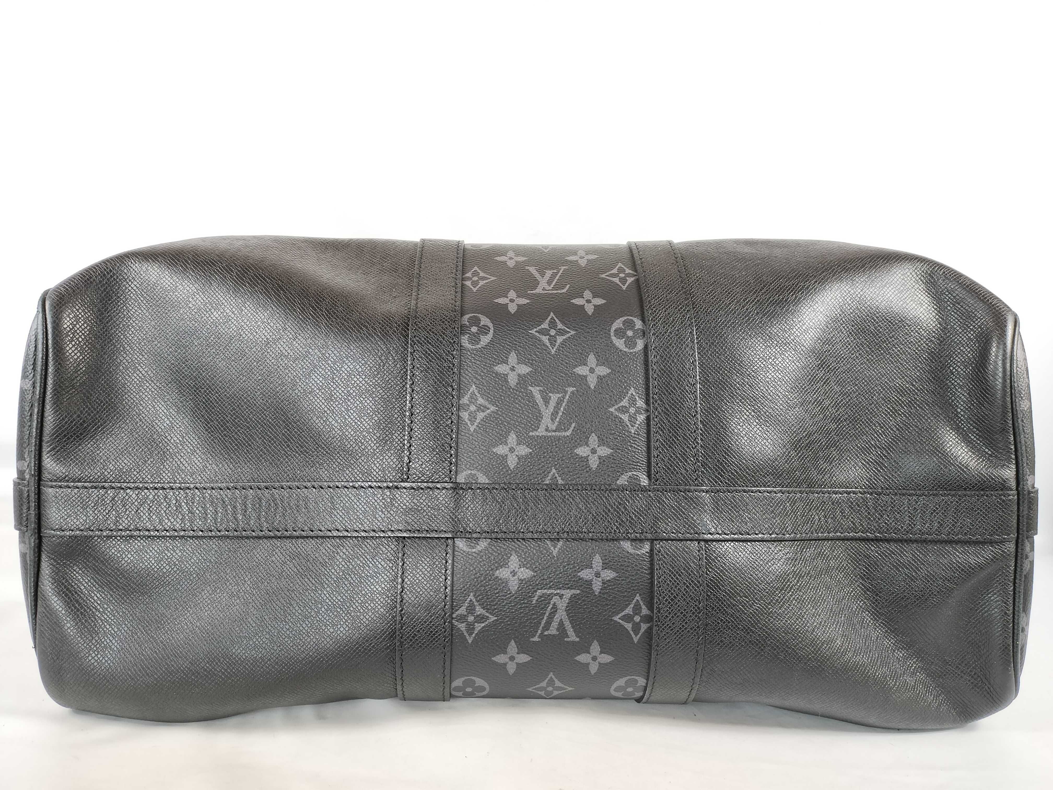 LOUISVUITTON Taigarama Boston Bag M53763 Black Boston Bag — view 6