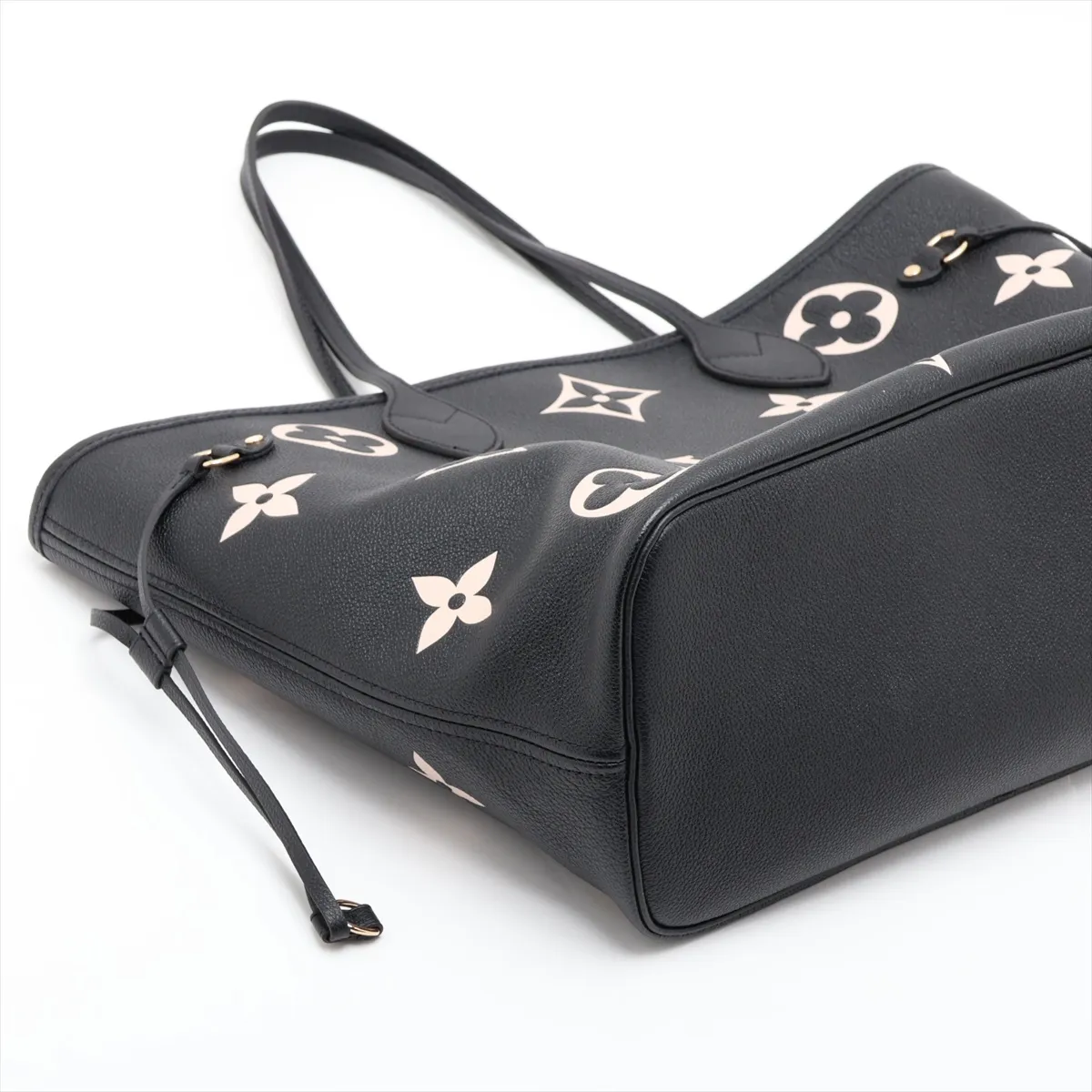 Bicolor Monogram Empreinte Neverfull MM M58907 Black (RFID detected) — view 4