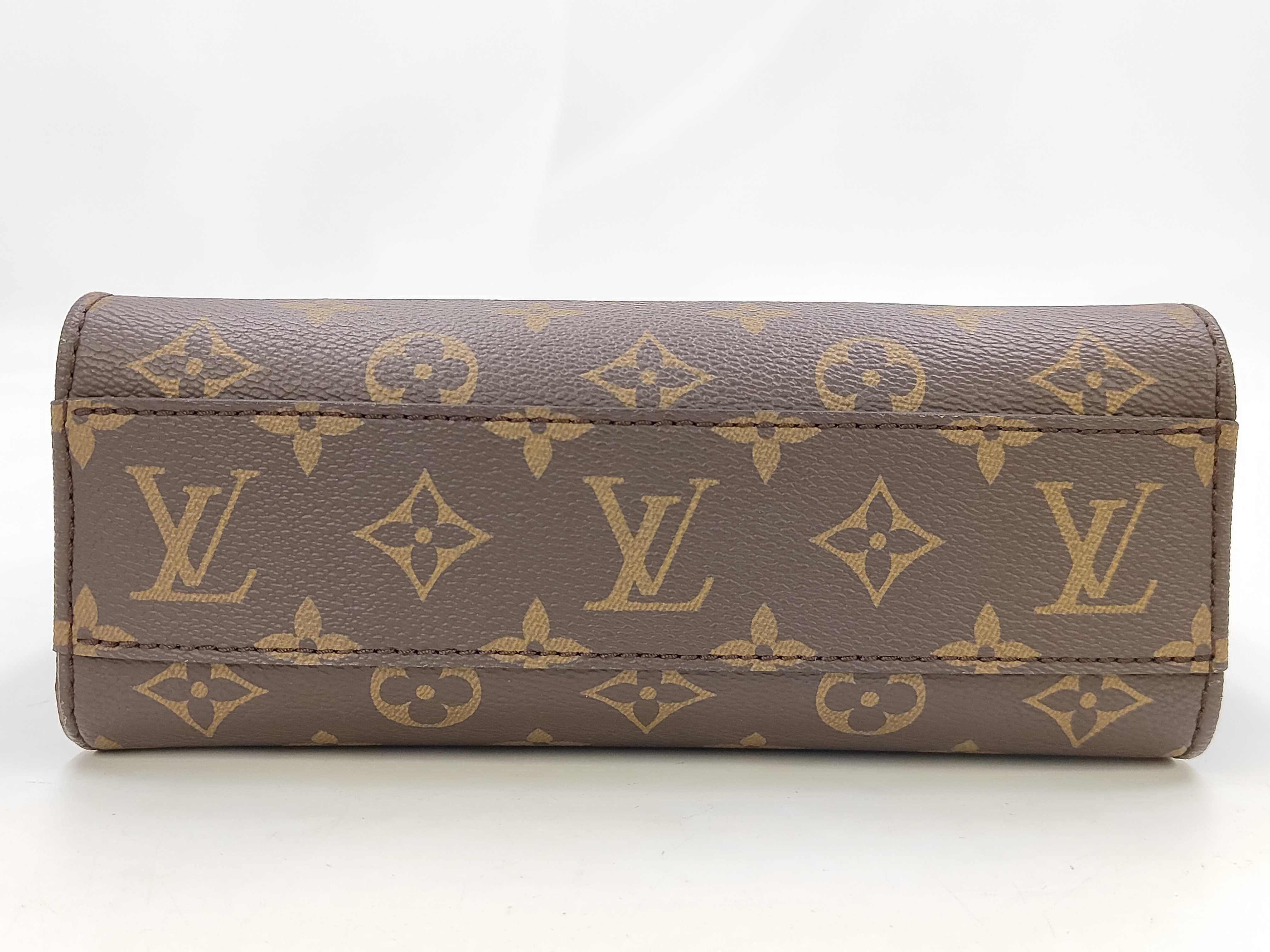 Monogram M46265 Sac Plat BB Handbag — view 3