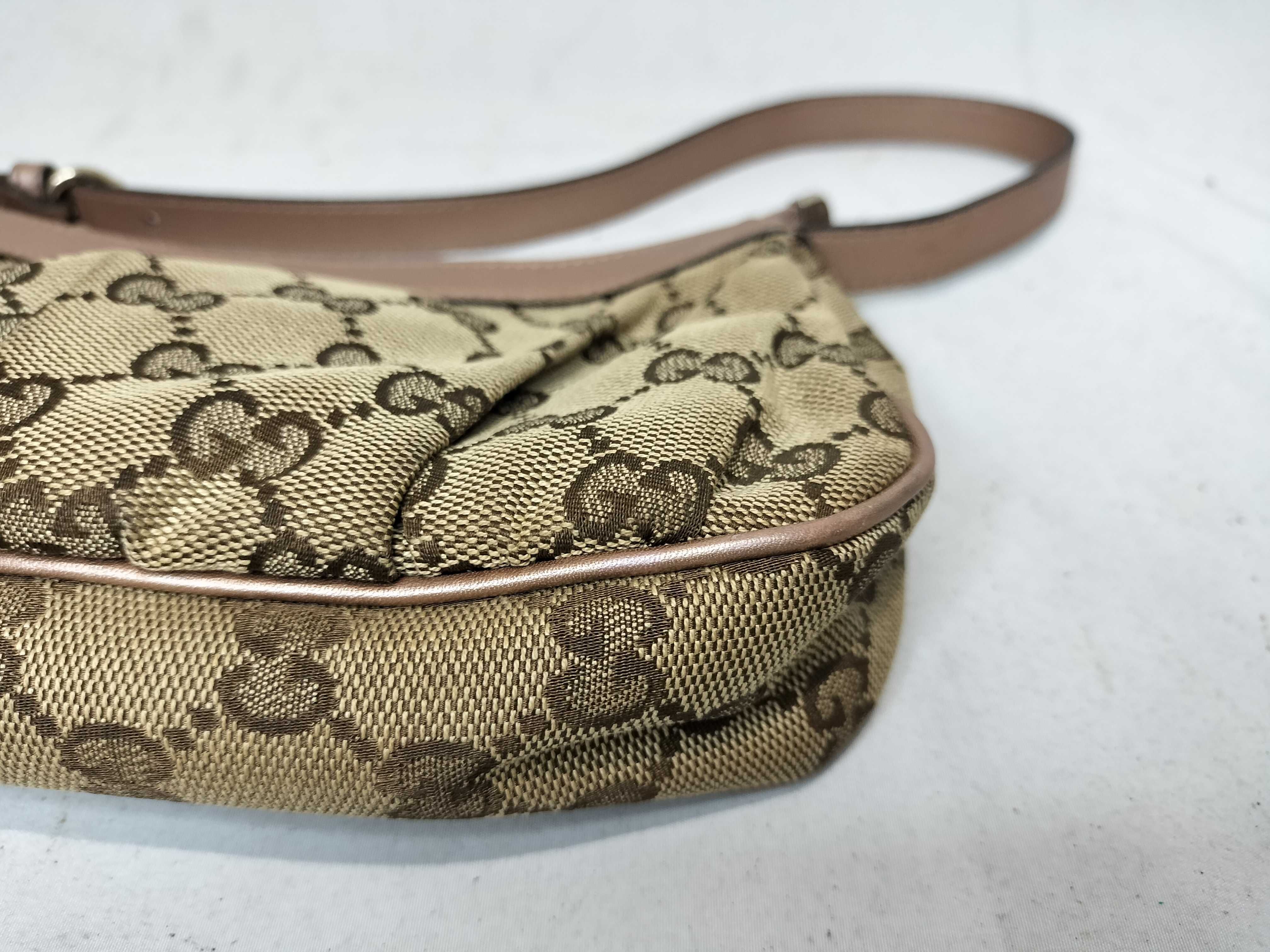 Pink Canvas GG Monogram Heart Zipper Pull Shoulder Bag No. 1 Handbag — view 6