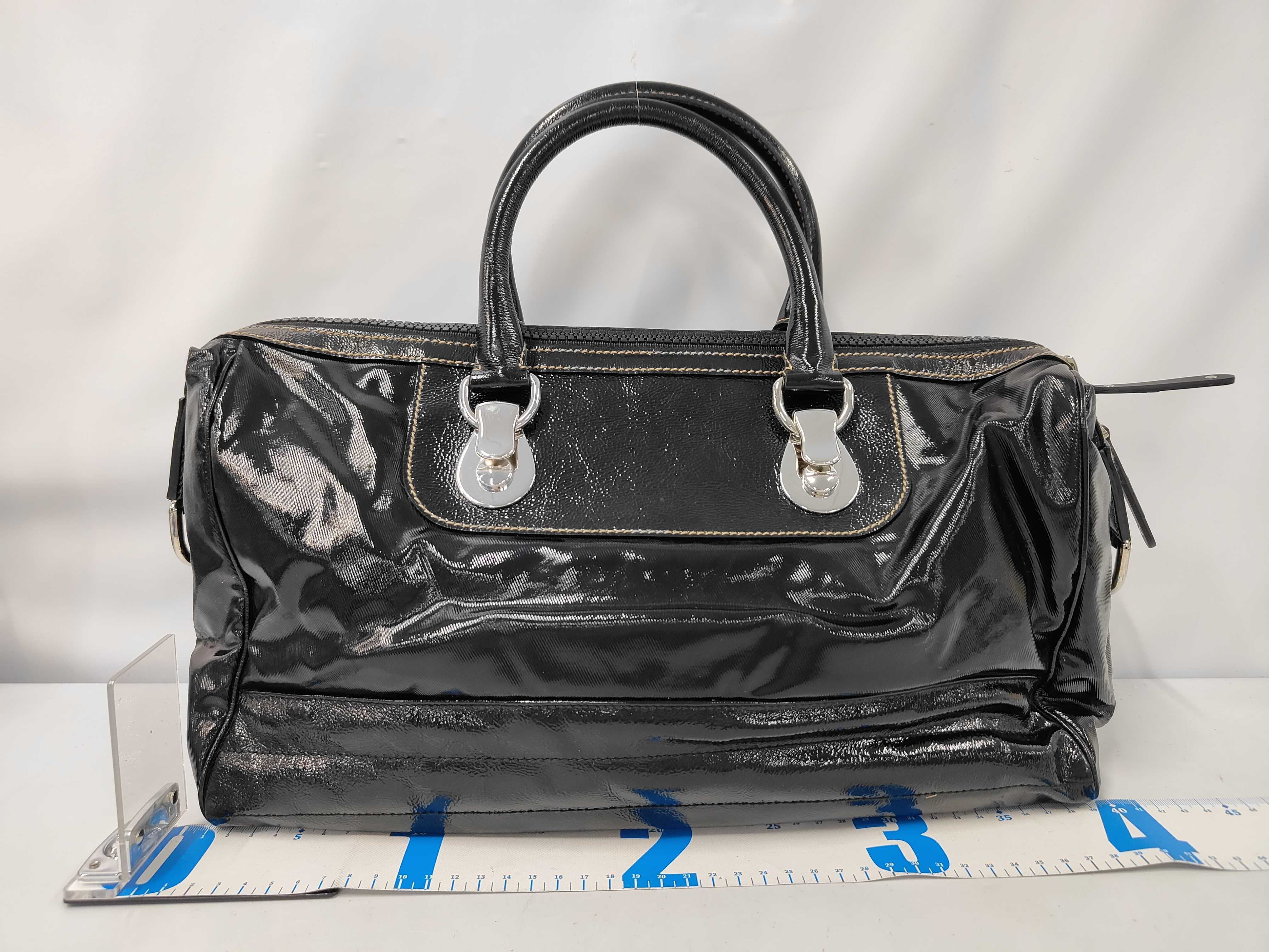 Interlocking Patent Handbag Tote Bag — view 2