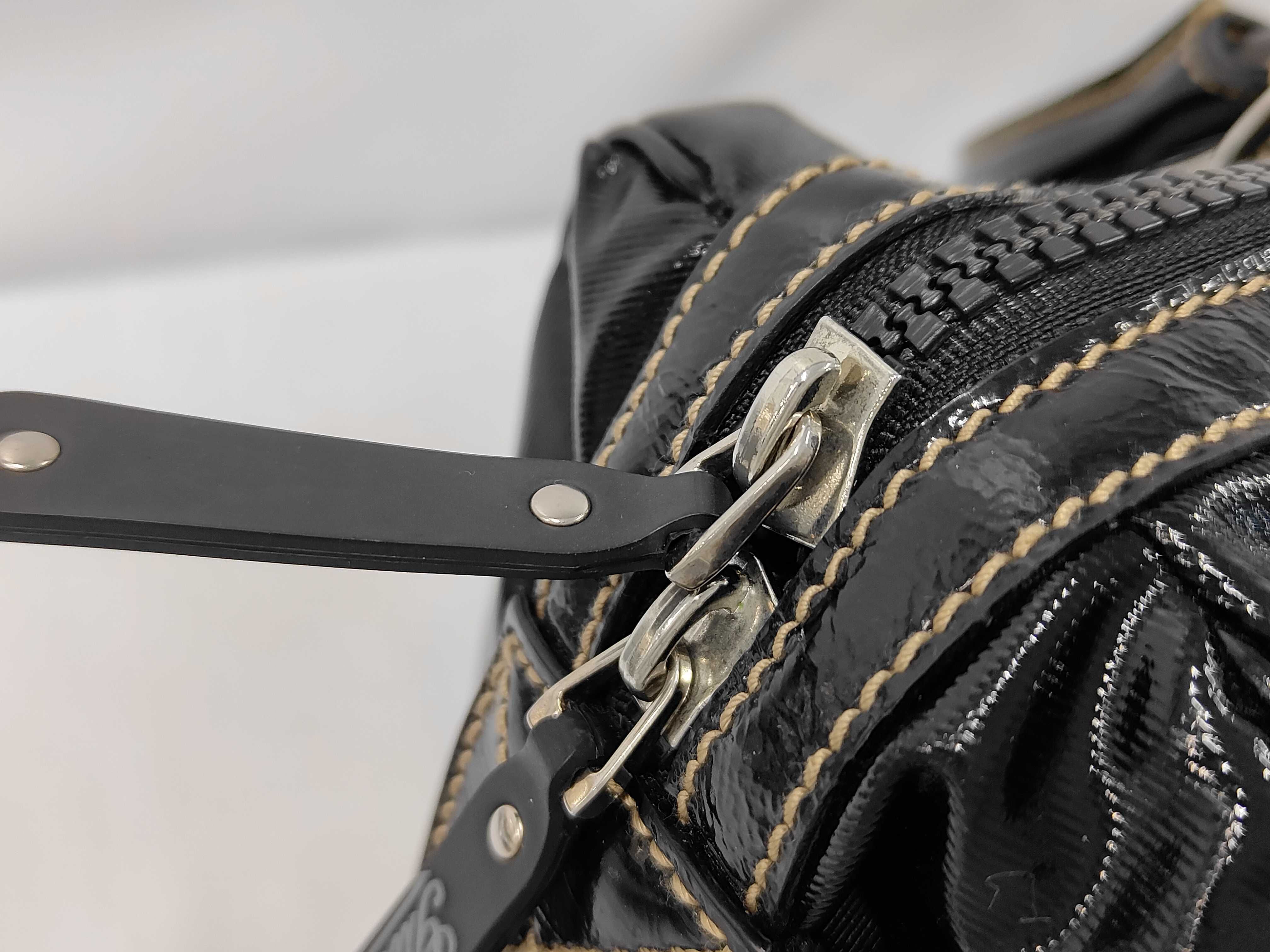 Interlocking Patent Handbag Tote Bag — view 8