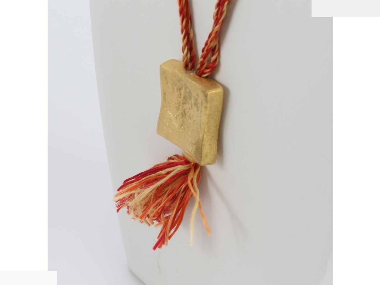 Vanquatre Faubourg Necklace Pendant Accessory — view 3