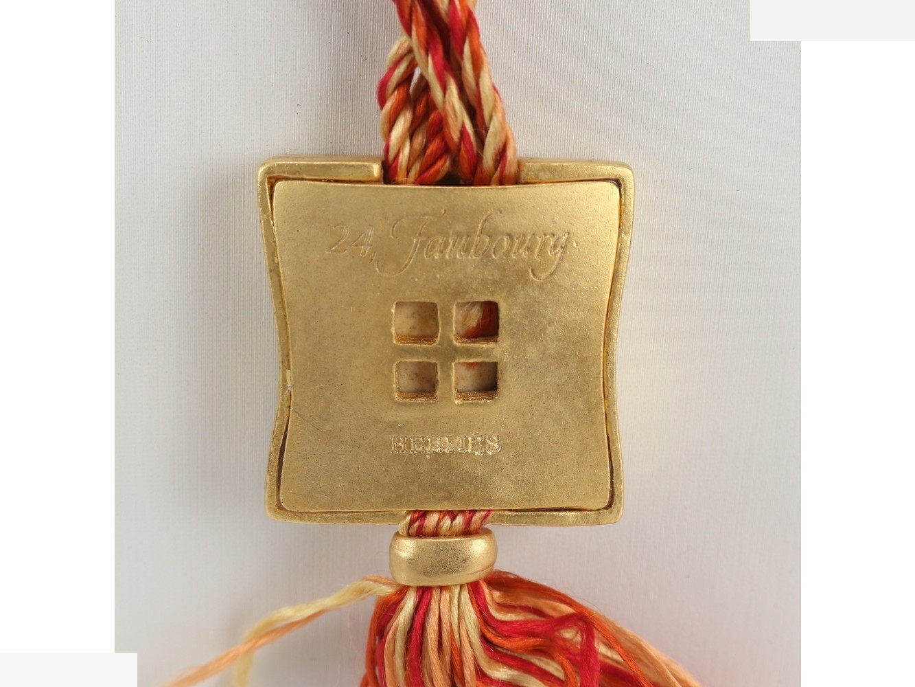 Vanquatre Faubourg Necklace Pendant Accessory — view 5