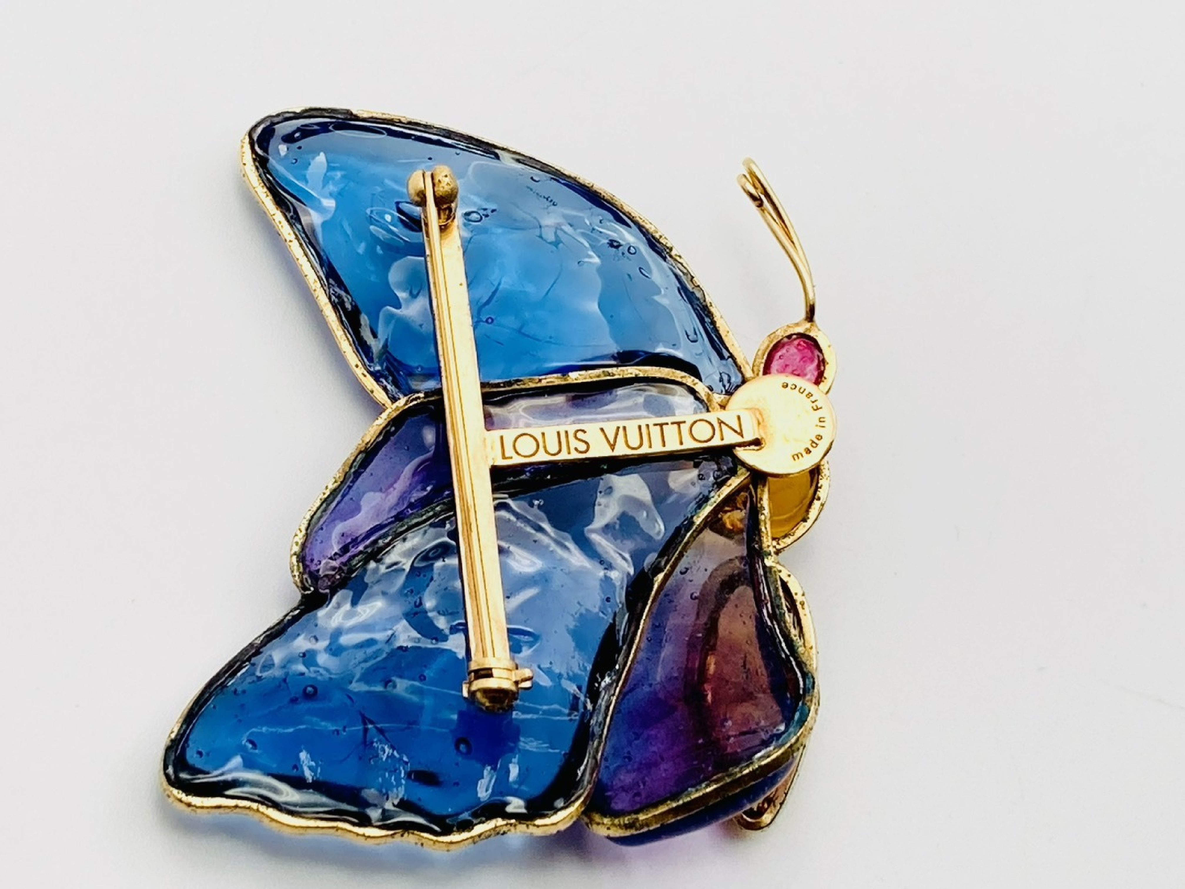 Butterfly Papillon Brooch, Old Vintage Blue Resin Glass Brooch — view 2