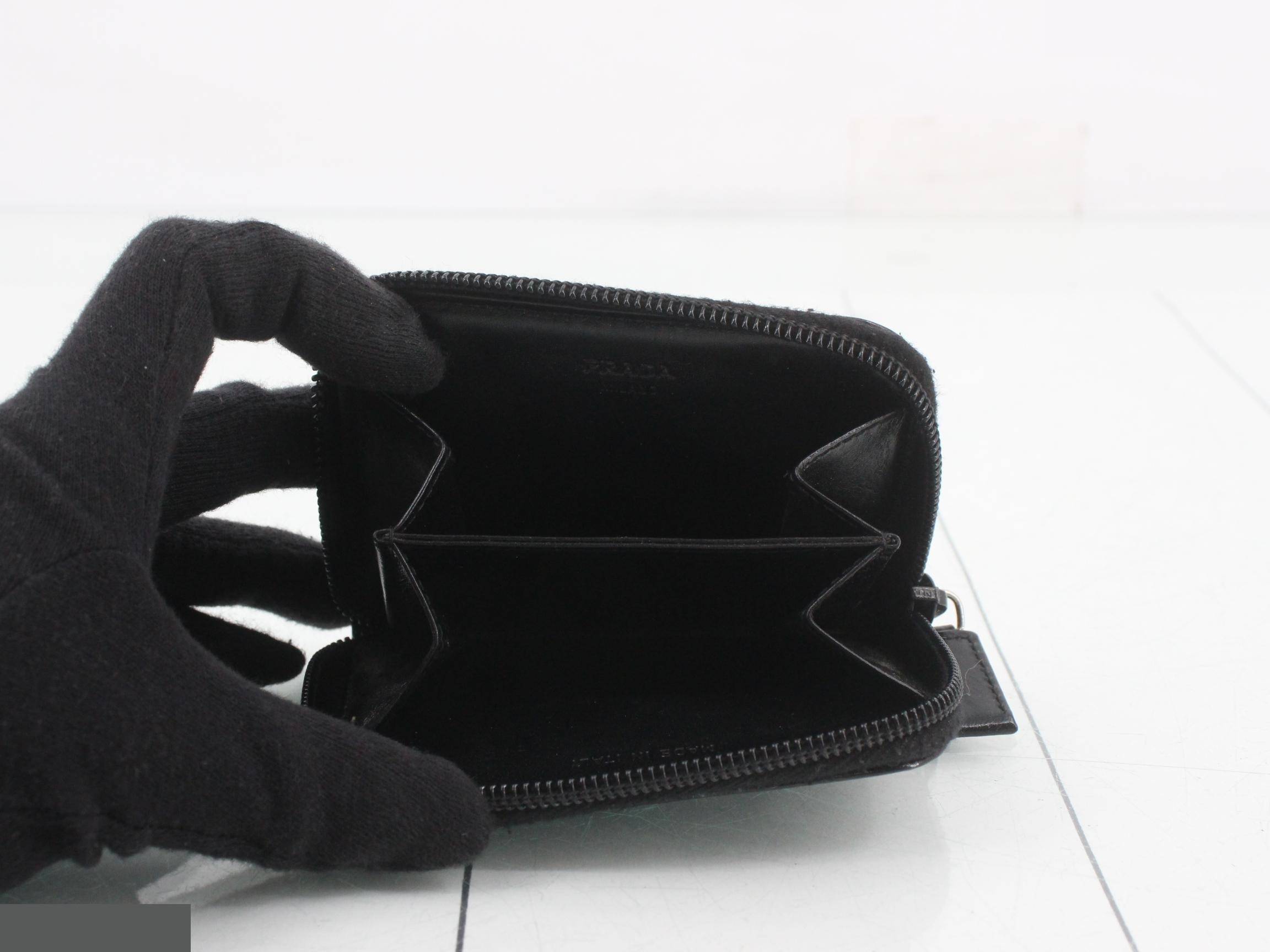 coin case — view 4