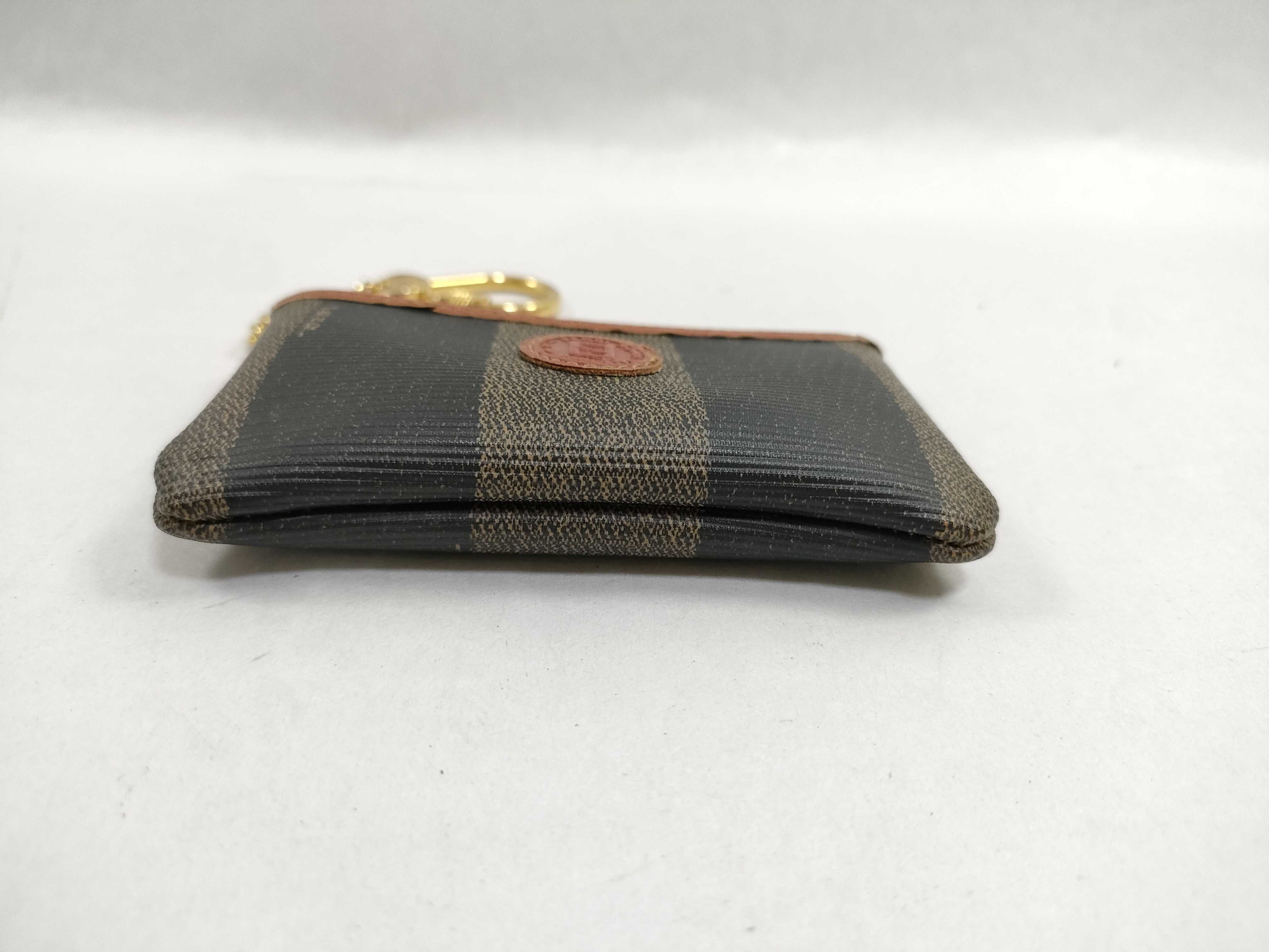 coin case — view 5