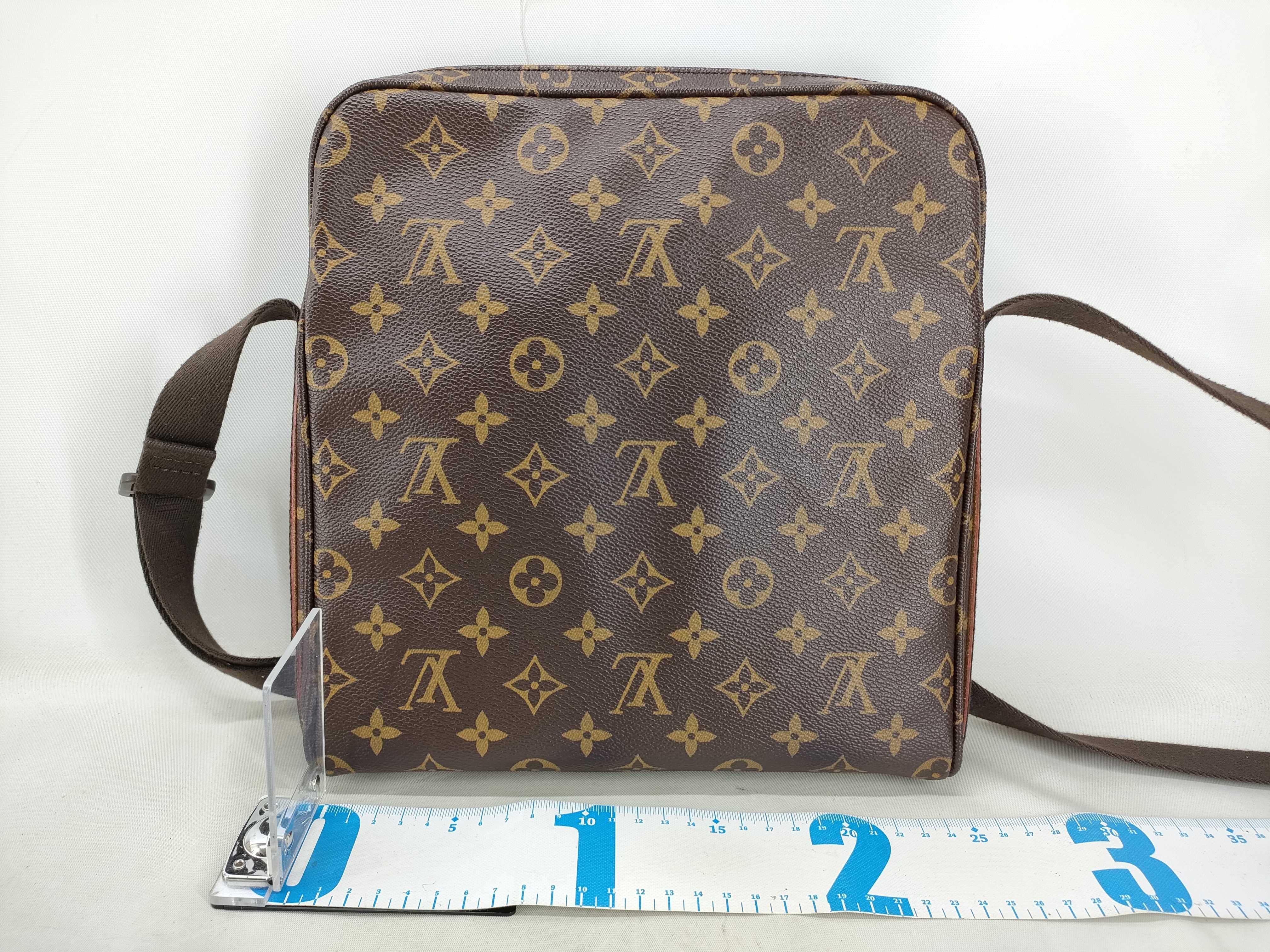 Monogram Louis Vuitton Monogram Trotta Beaucoup M97037 Shoulder Bag — view 2