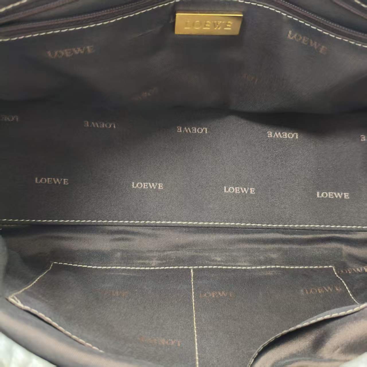 【*Shipped from: China*】LOEWE Leather Handbag — view 9