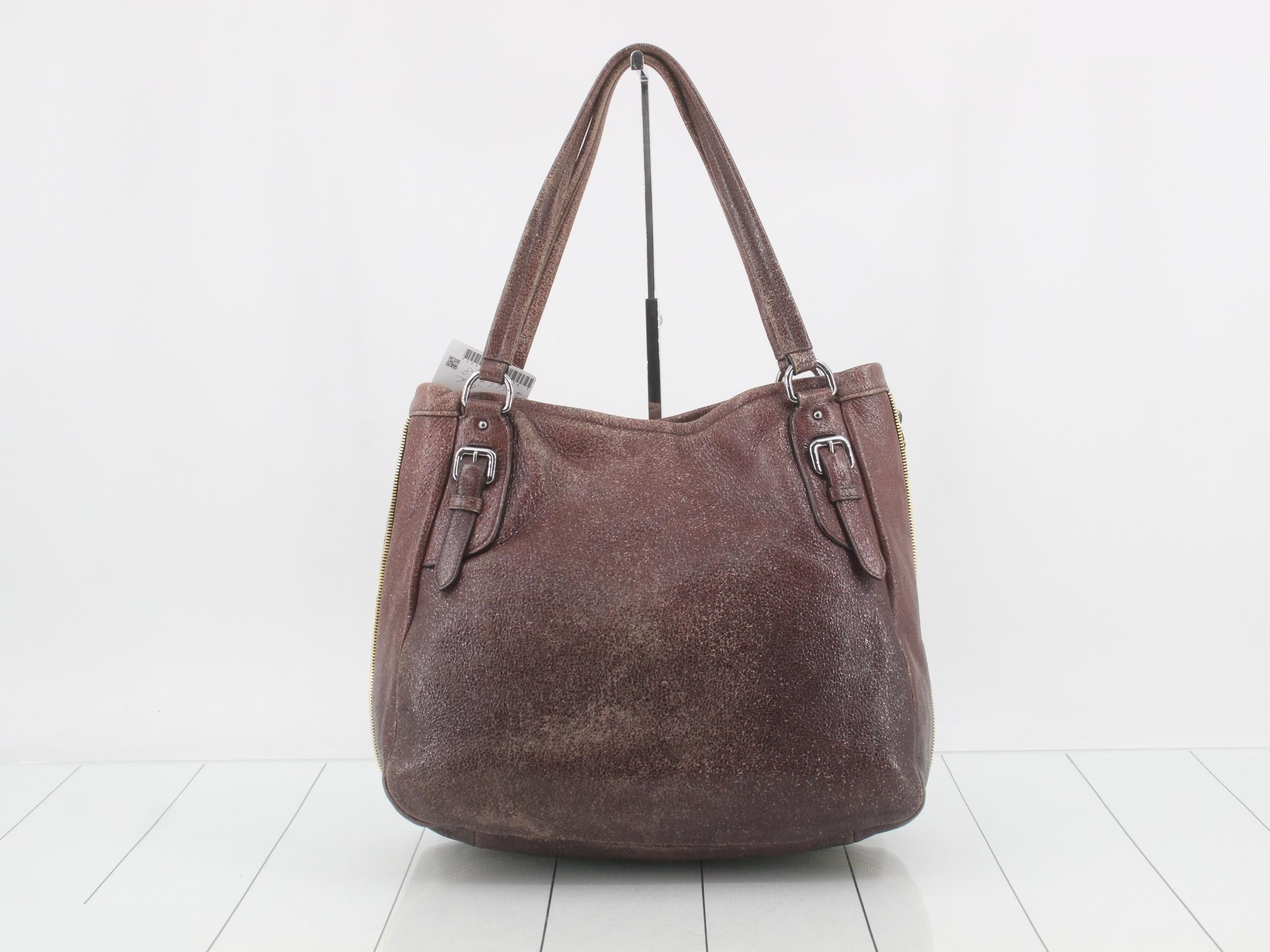 Vintage-style leather handbag — view 2