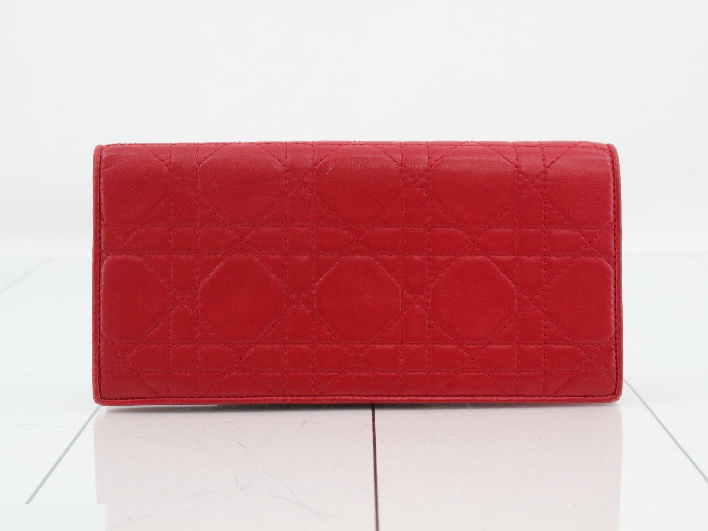 Other lines: Bags and Wallets — view 2