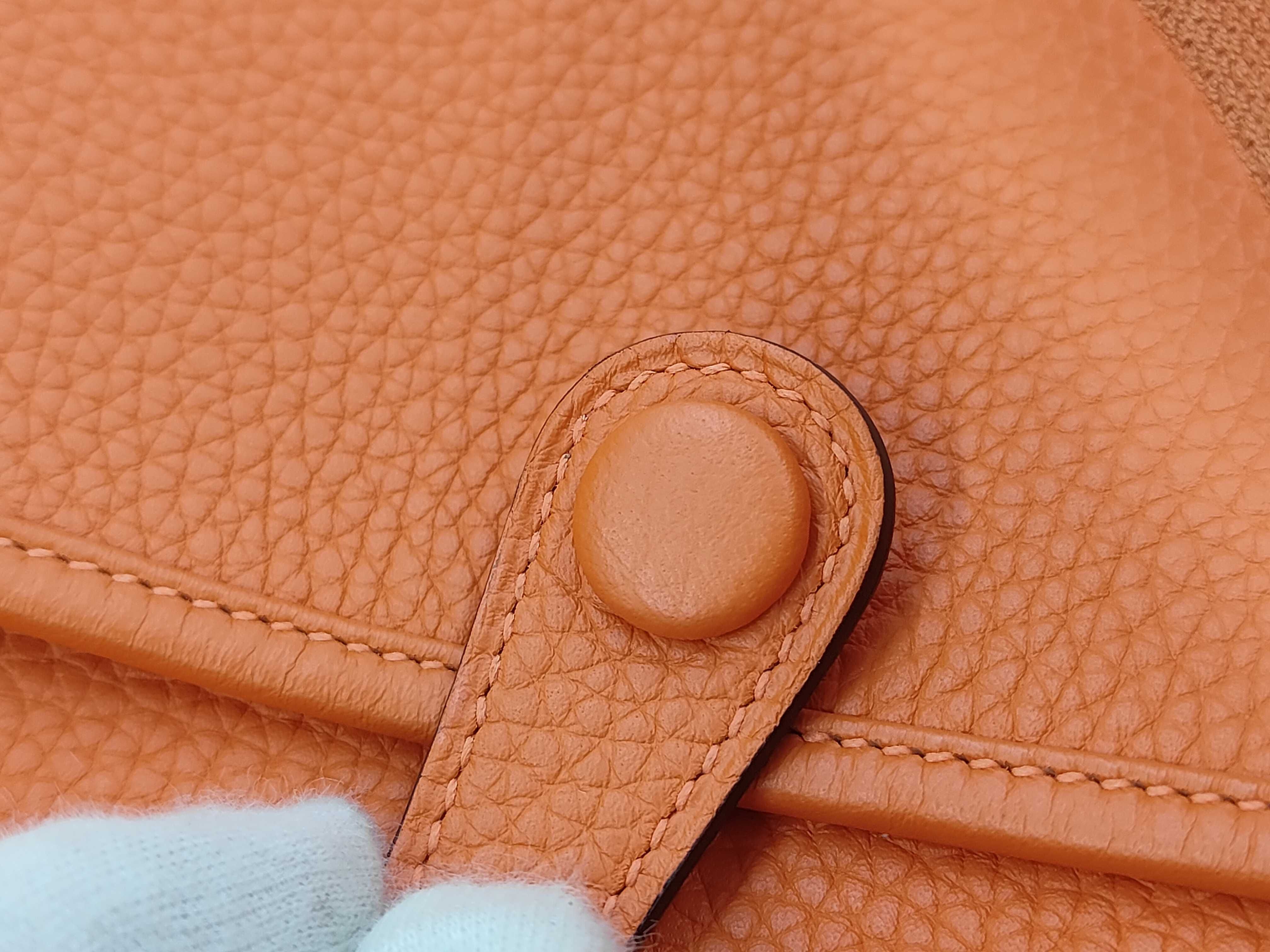 Evelyne 23 Shoulder Bag — view 9