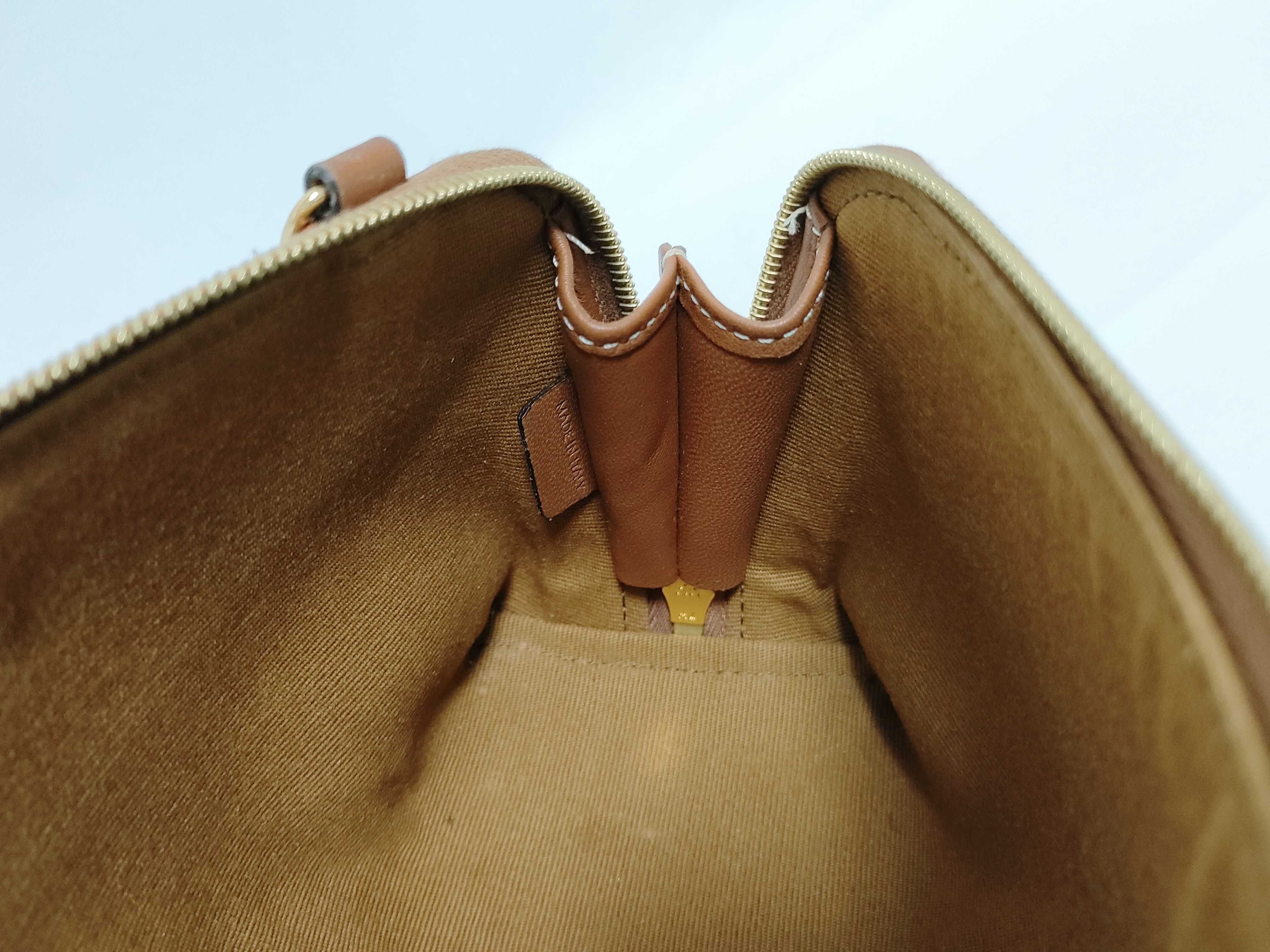 Triomphe PVC Chain Shoulder Bag — view 7