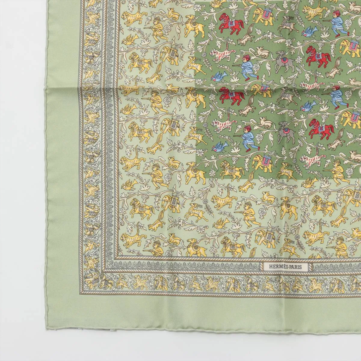 Carre 45 CHASSE EN INDE (Hunting in India) Silk Scarf, Green. Shows signs of wear, — view 5