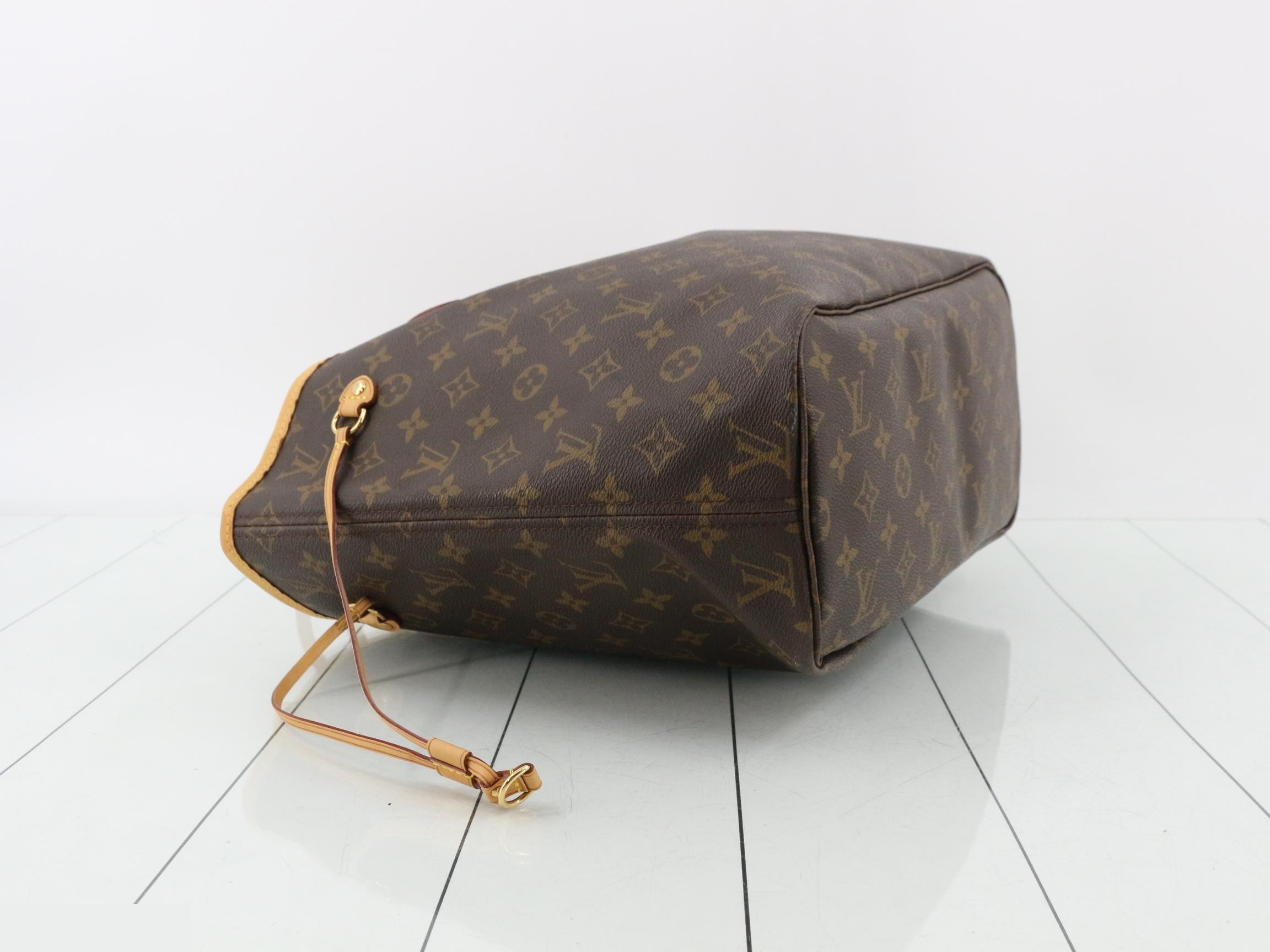 Neverfull MM Tote Bag, Brown — view 5