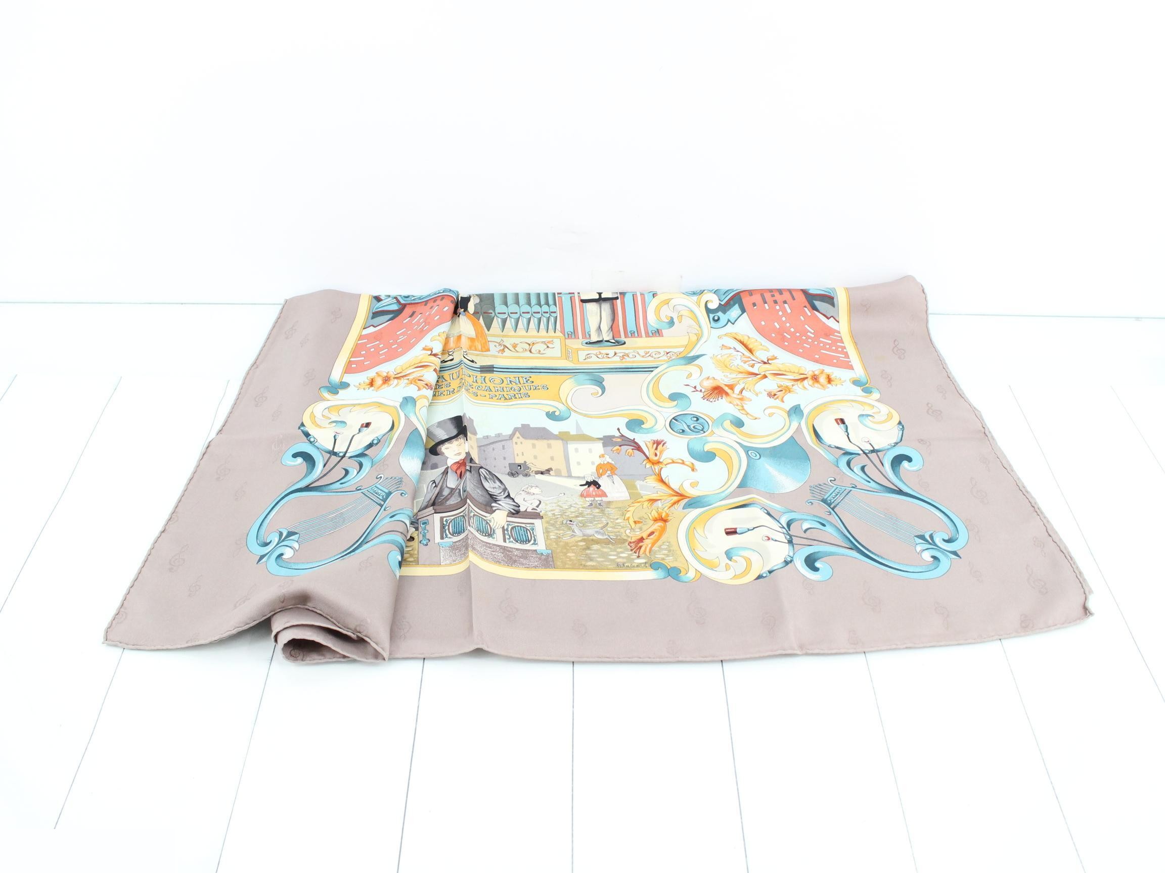 Carre 90 Scarf — view 3