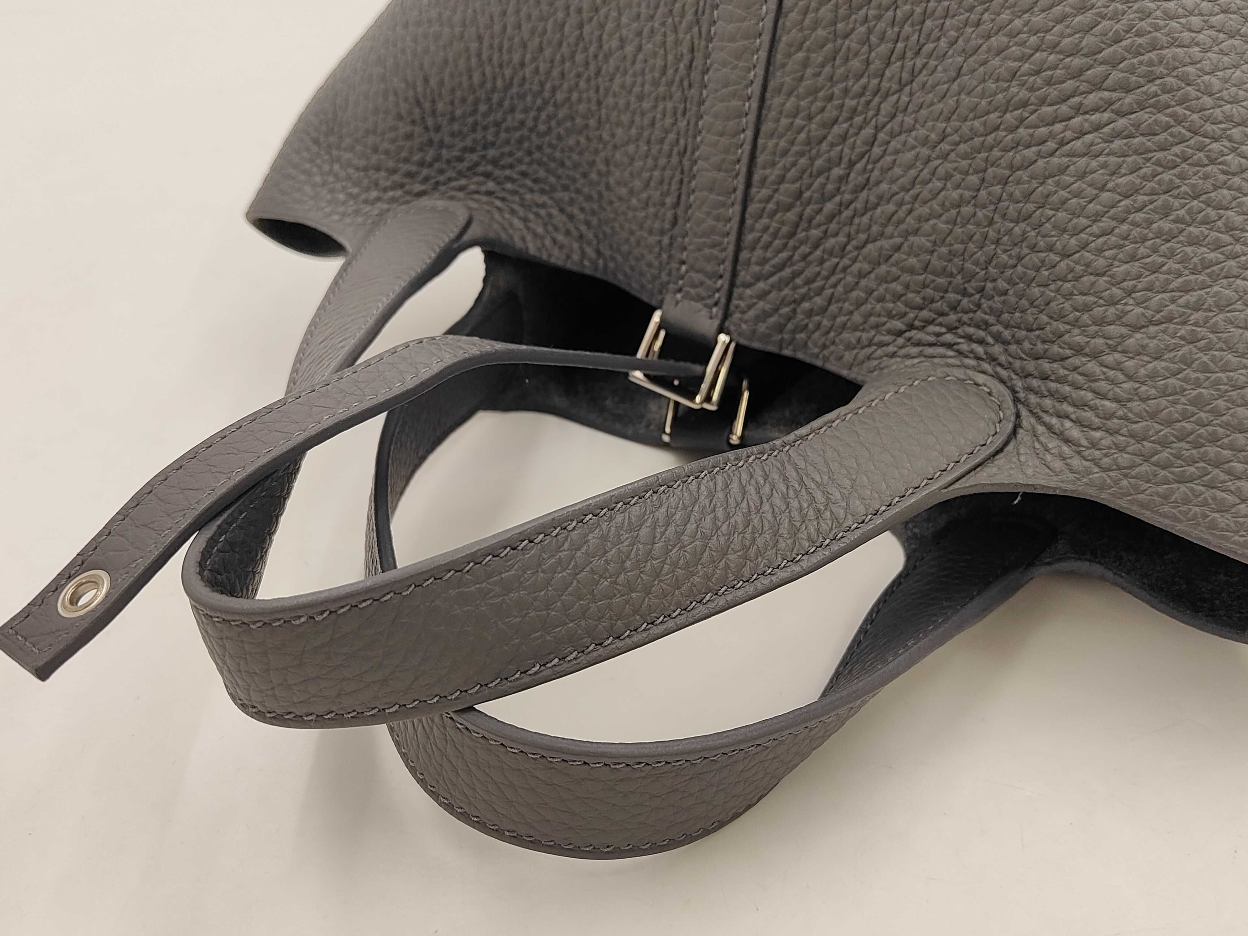Picotin Lock 18 Gray Handbag — view 3