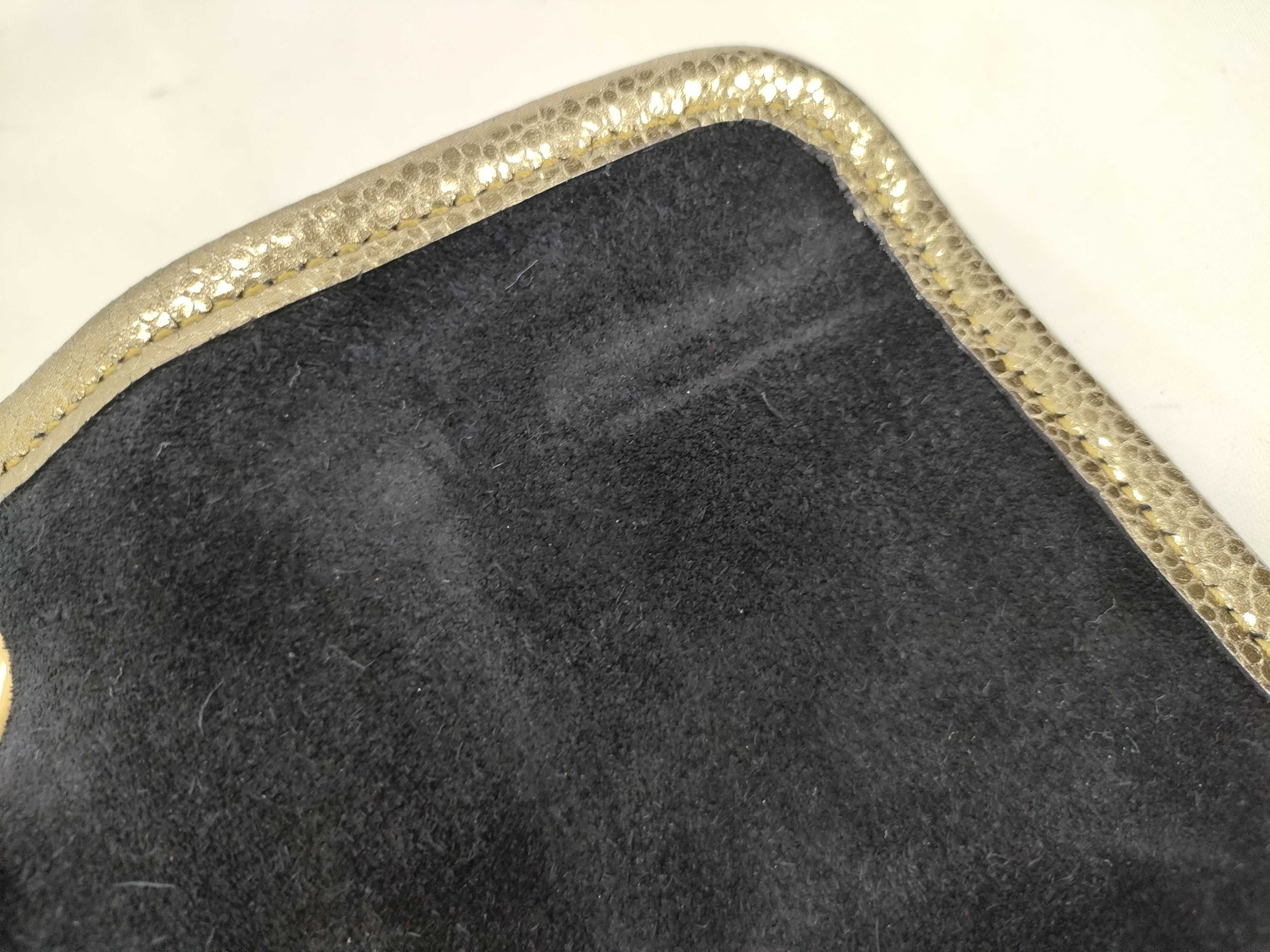Niki Chain Shoulder Bag — view 13